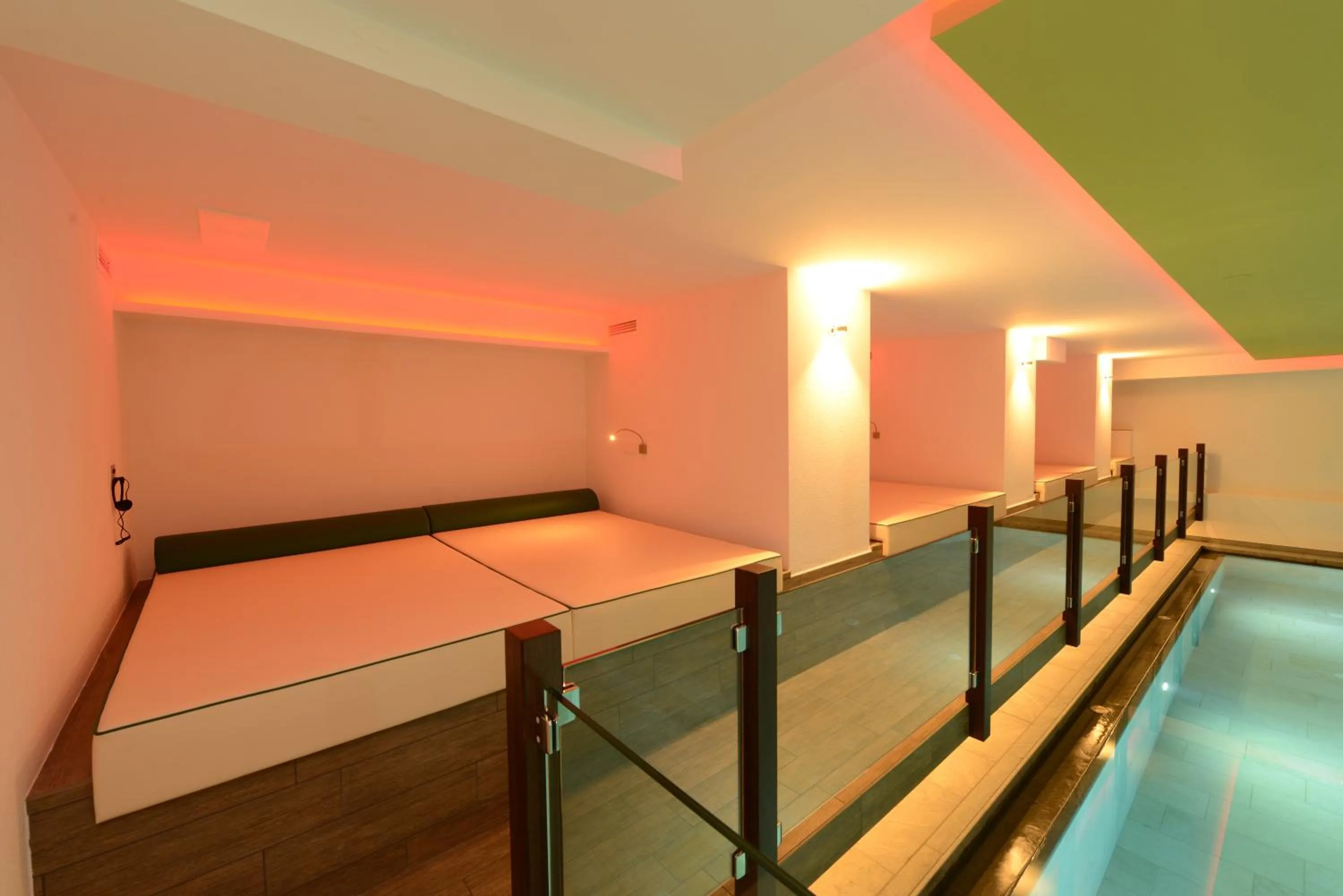 Swimming pool in Hotel Grien