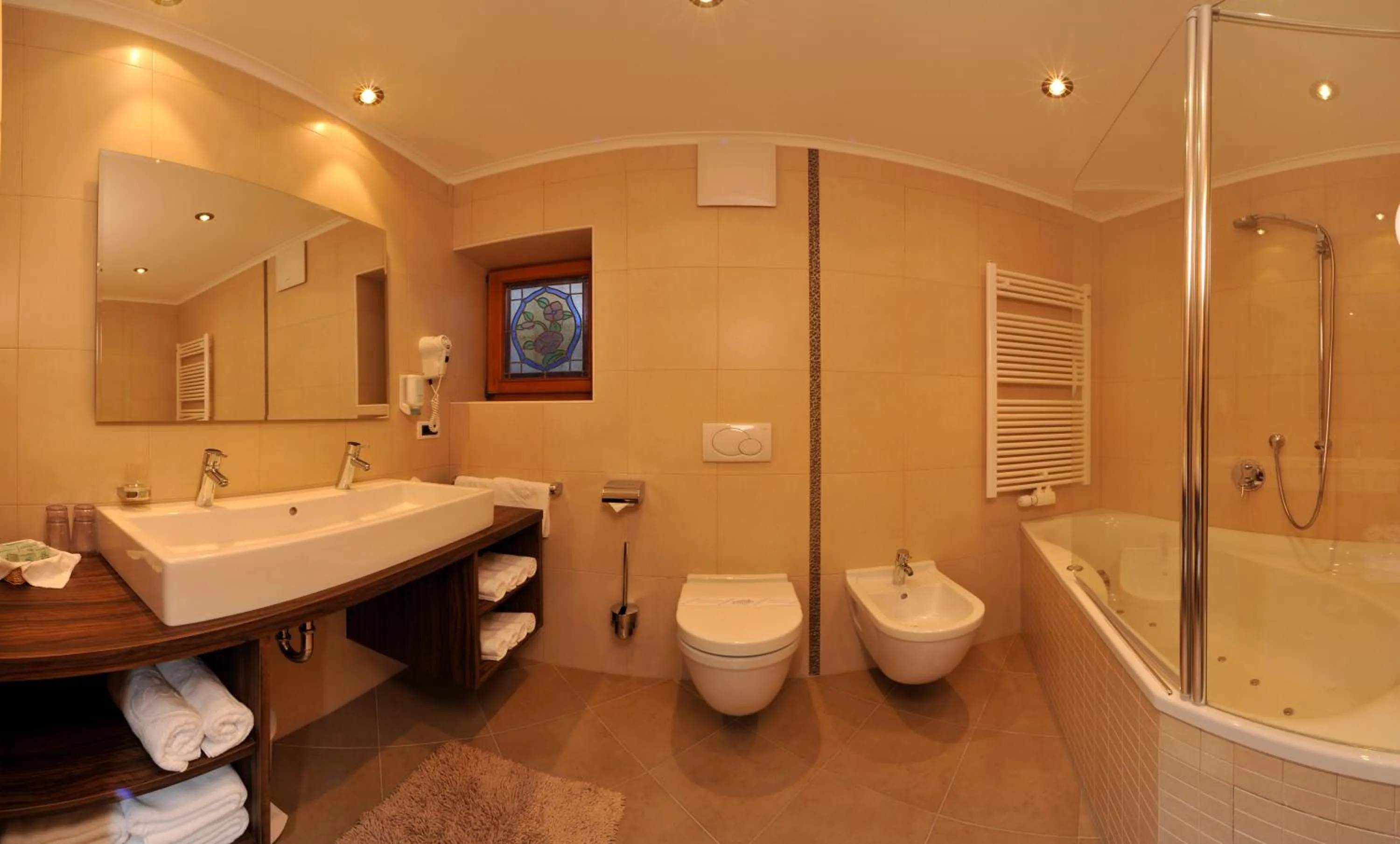 Bathroom in Hotel Grien