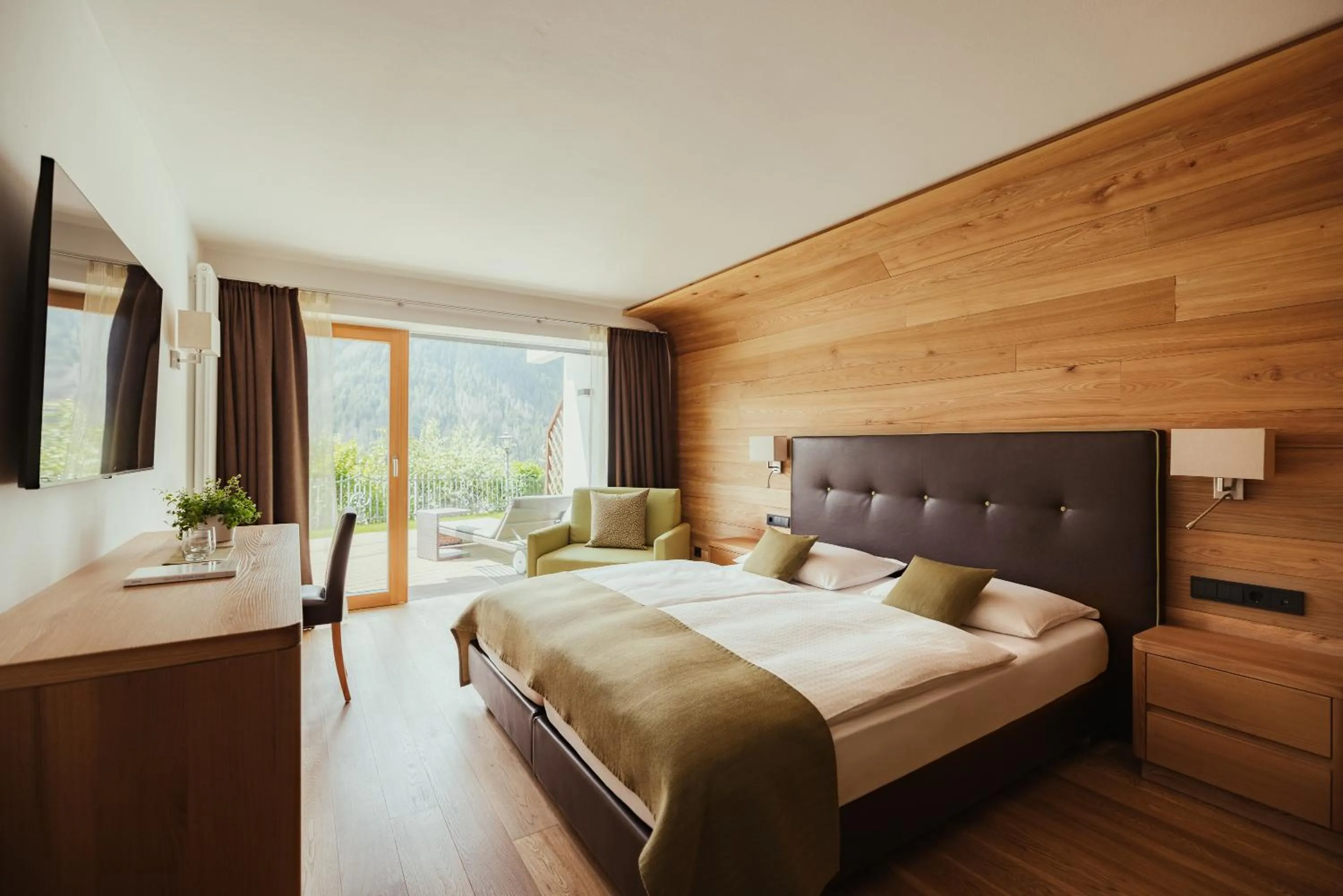 Bedroom, Bed in Hotel Grien