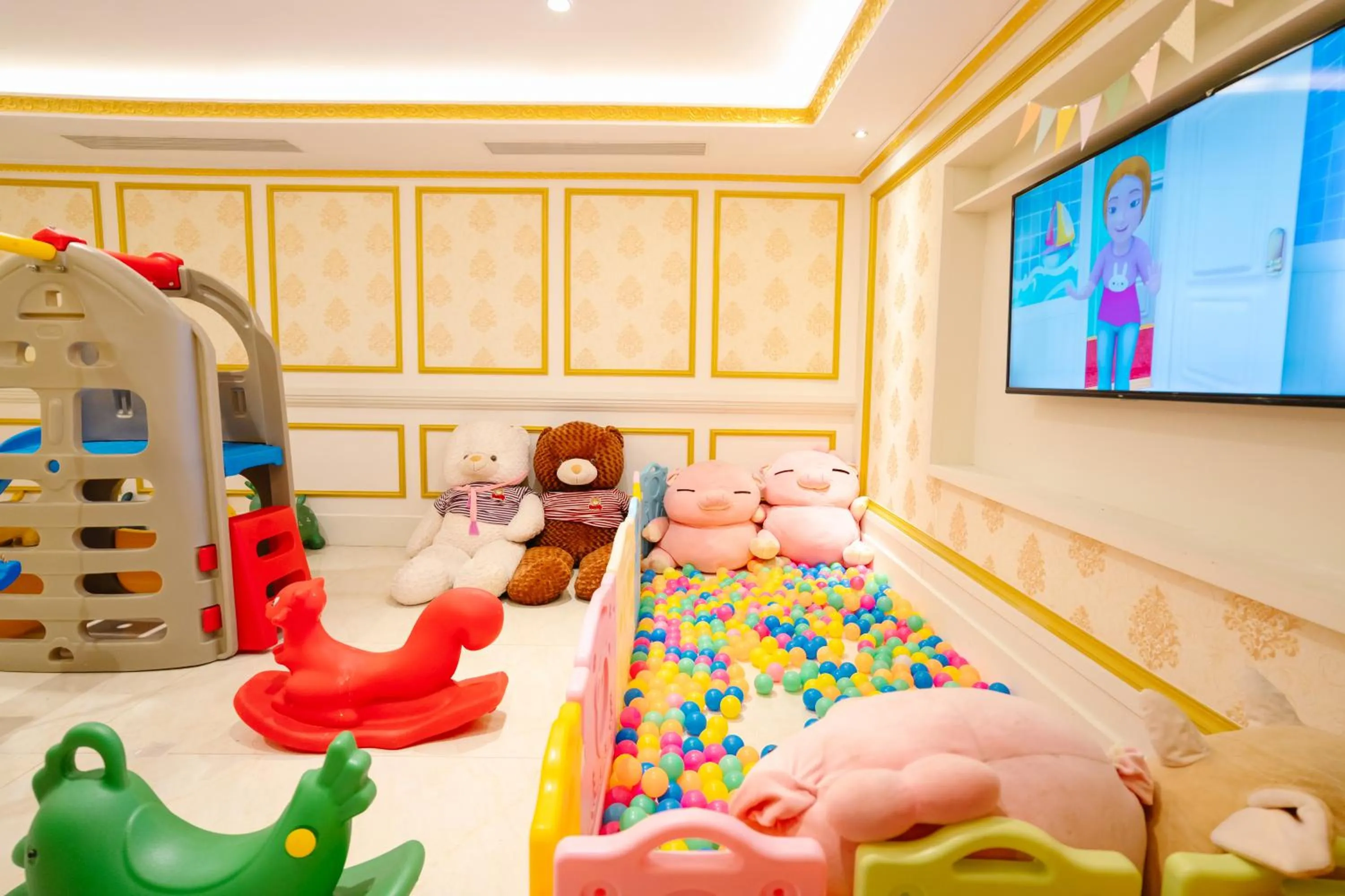 Kids's club in Dalat Palace Heritage Hotel