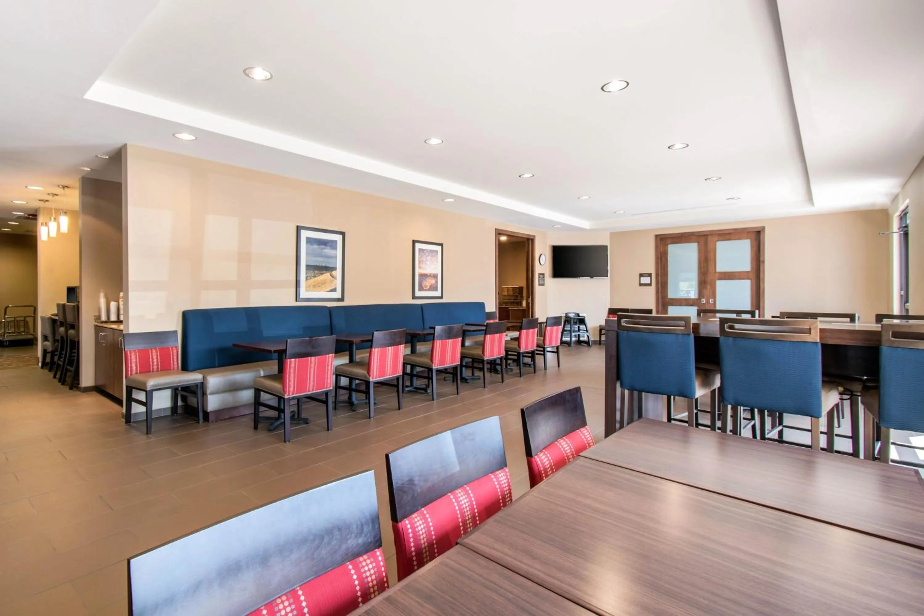 Food and drinks in Comfort Suites Denver near Anschutz Medical Campus