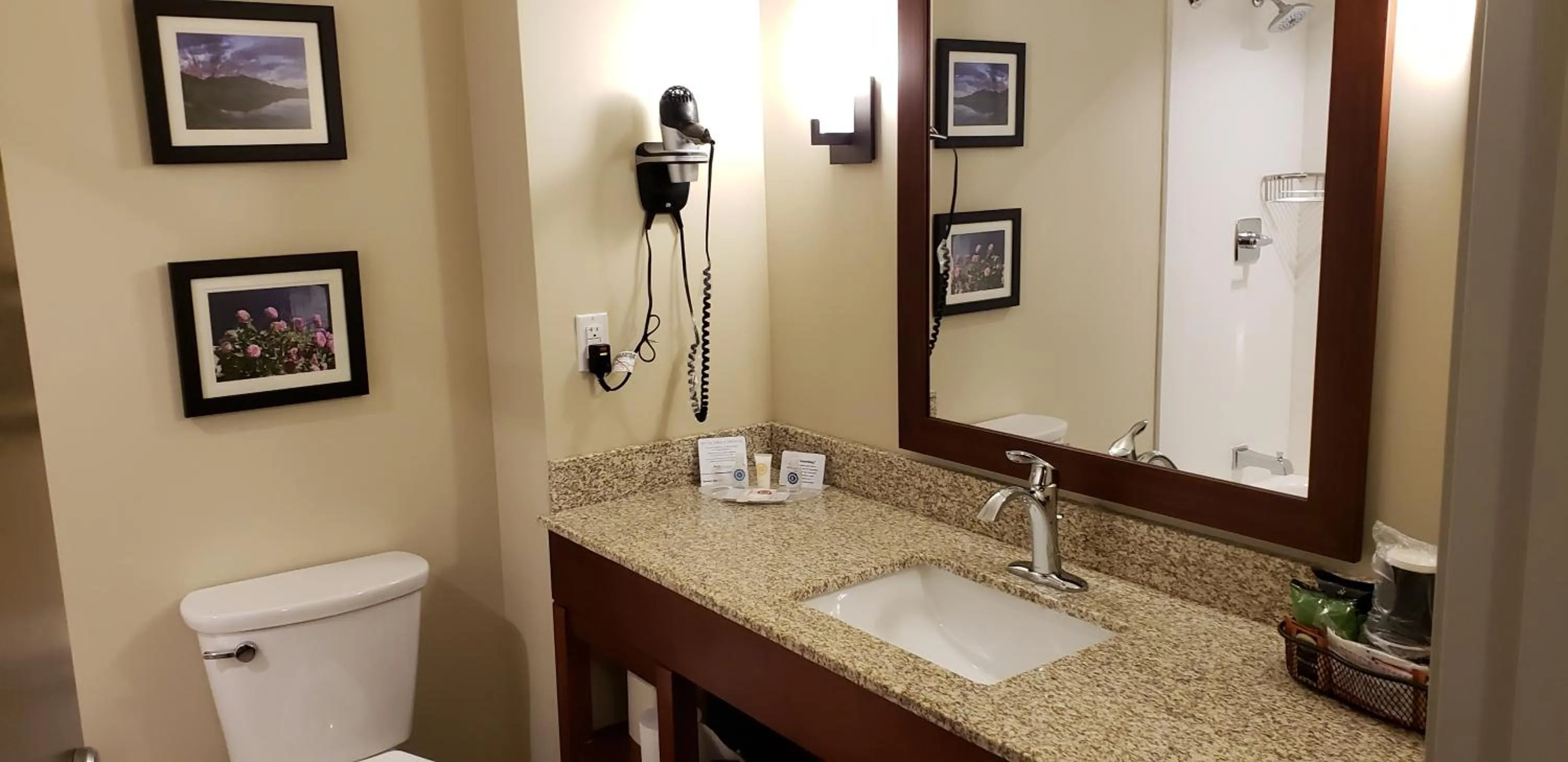 Shower in Comfort Suites Denver near Anschutz Medical Campus