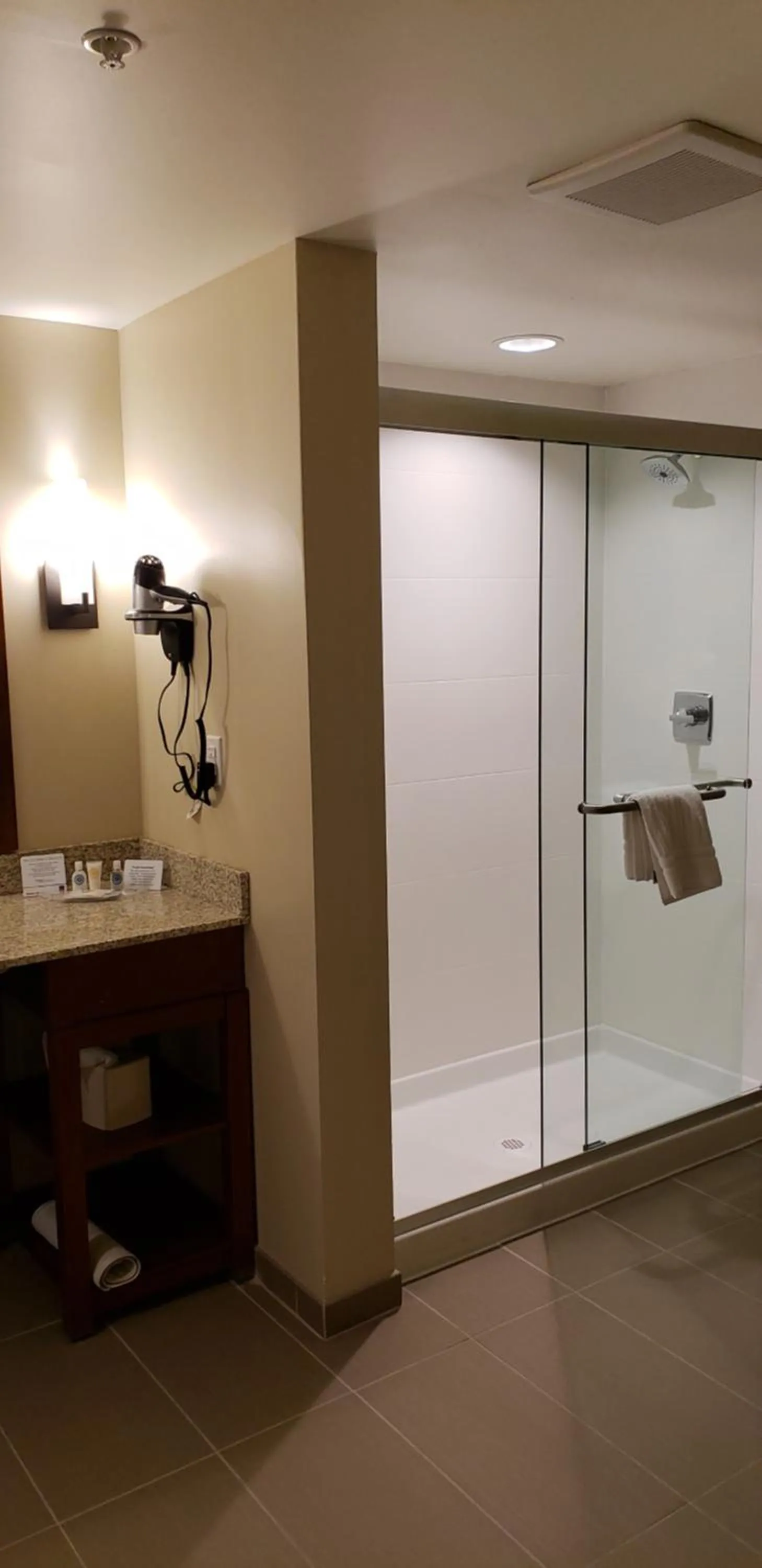 Shower in Comfort Suites Denver near Anschutz Medical Campus