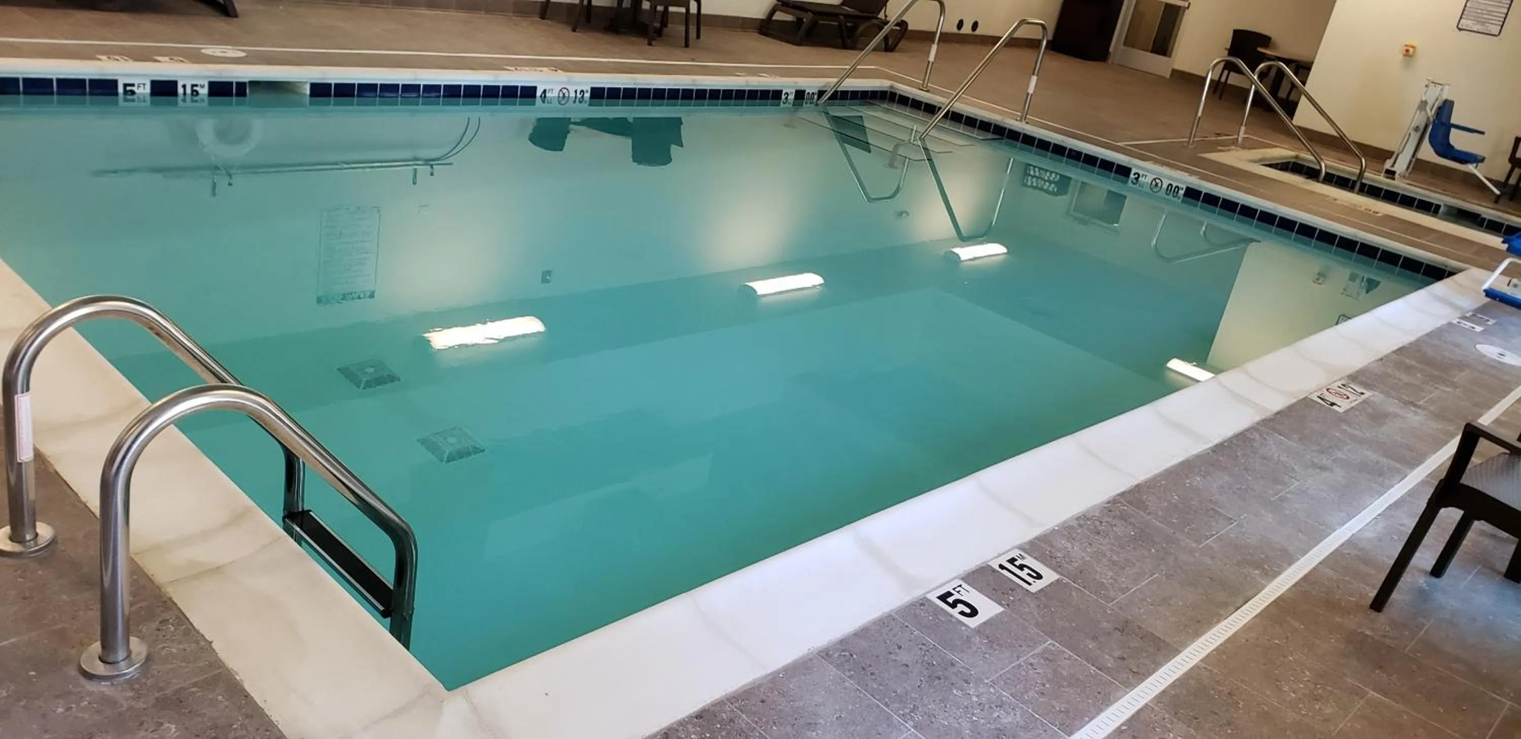 Hot Tub in Comfort Suites Denver near Anschutz Medical Campus