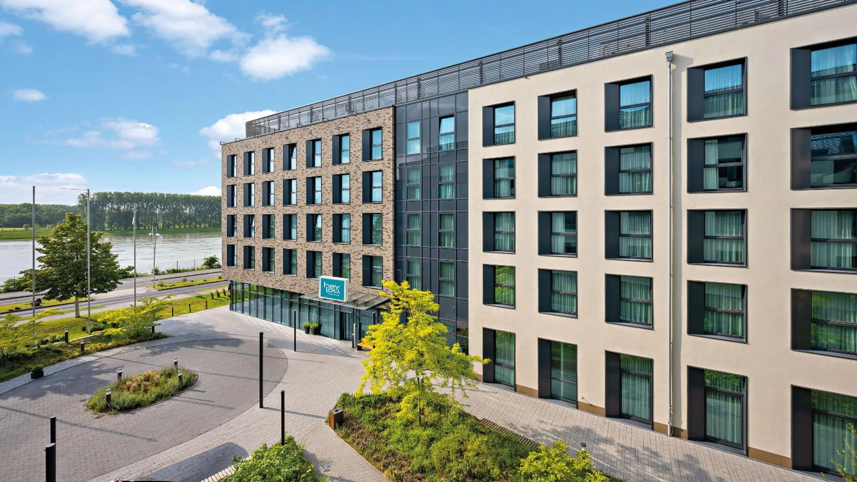 Facade/entrance in Hey Lou Hotel Monheim am Rhein