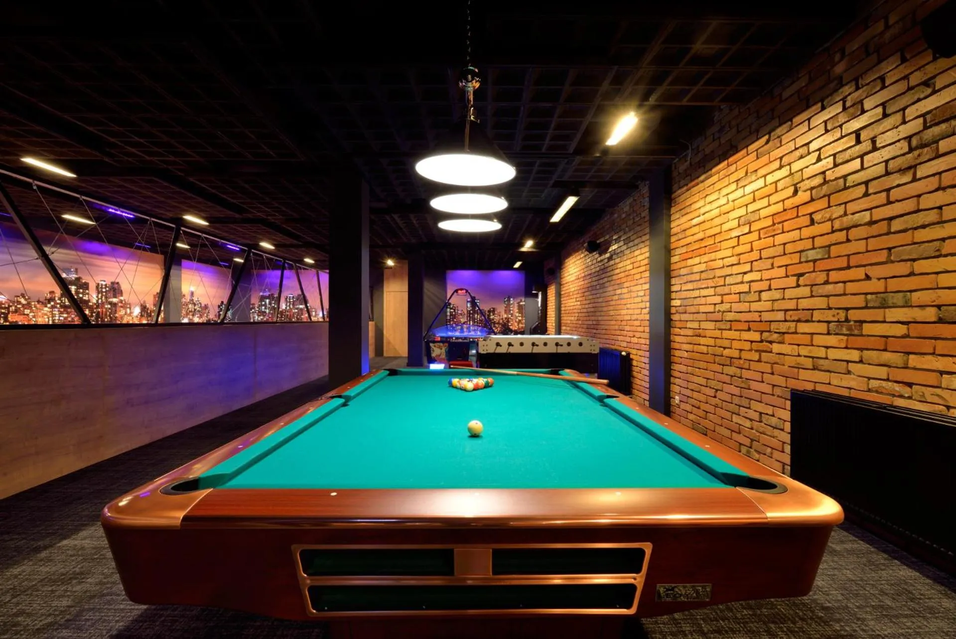 Billiard in Hotel Avangarda