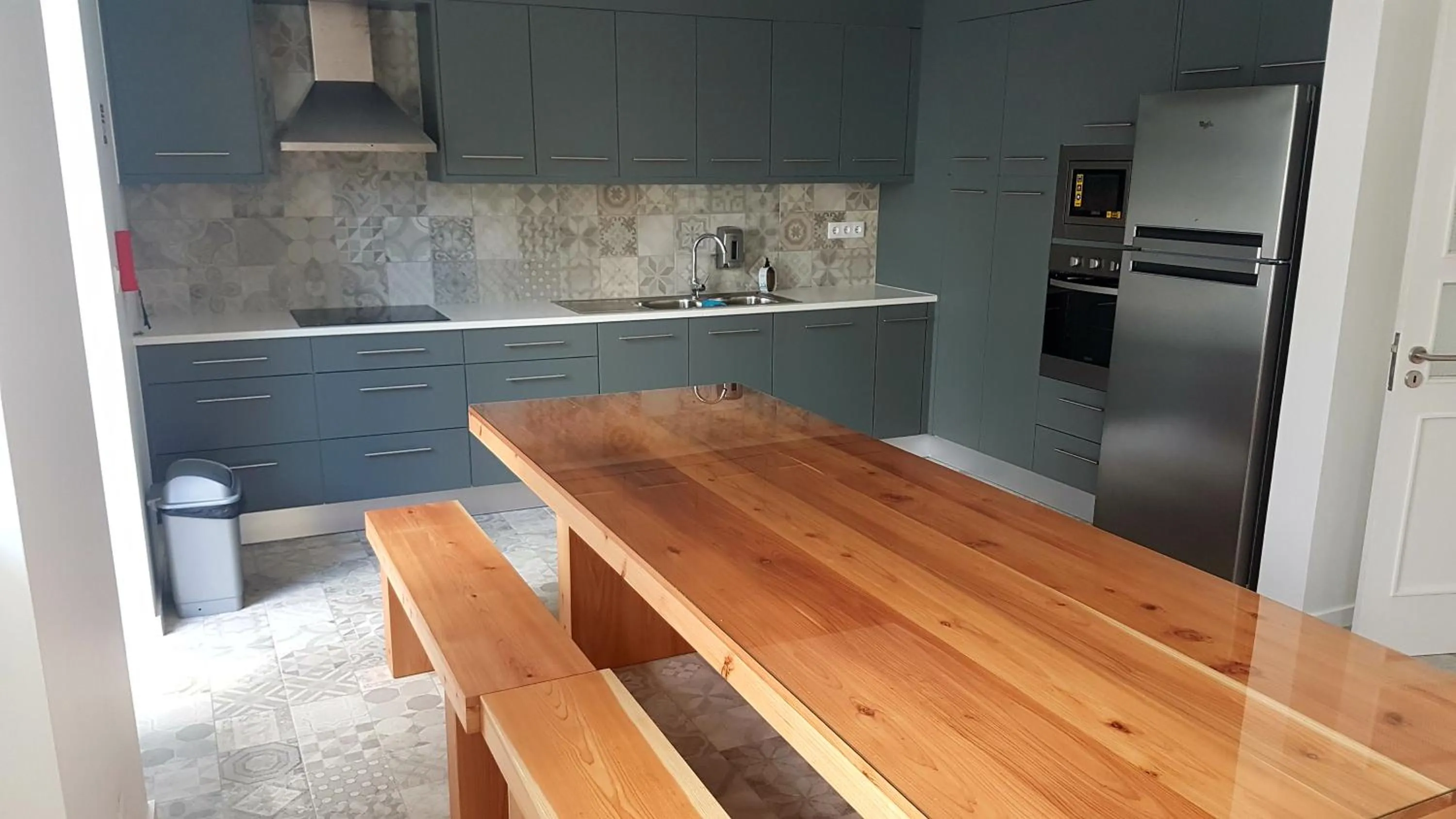 Kitchen or kitchenette in City's Hostel Ponta Delgada