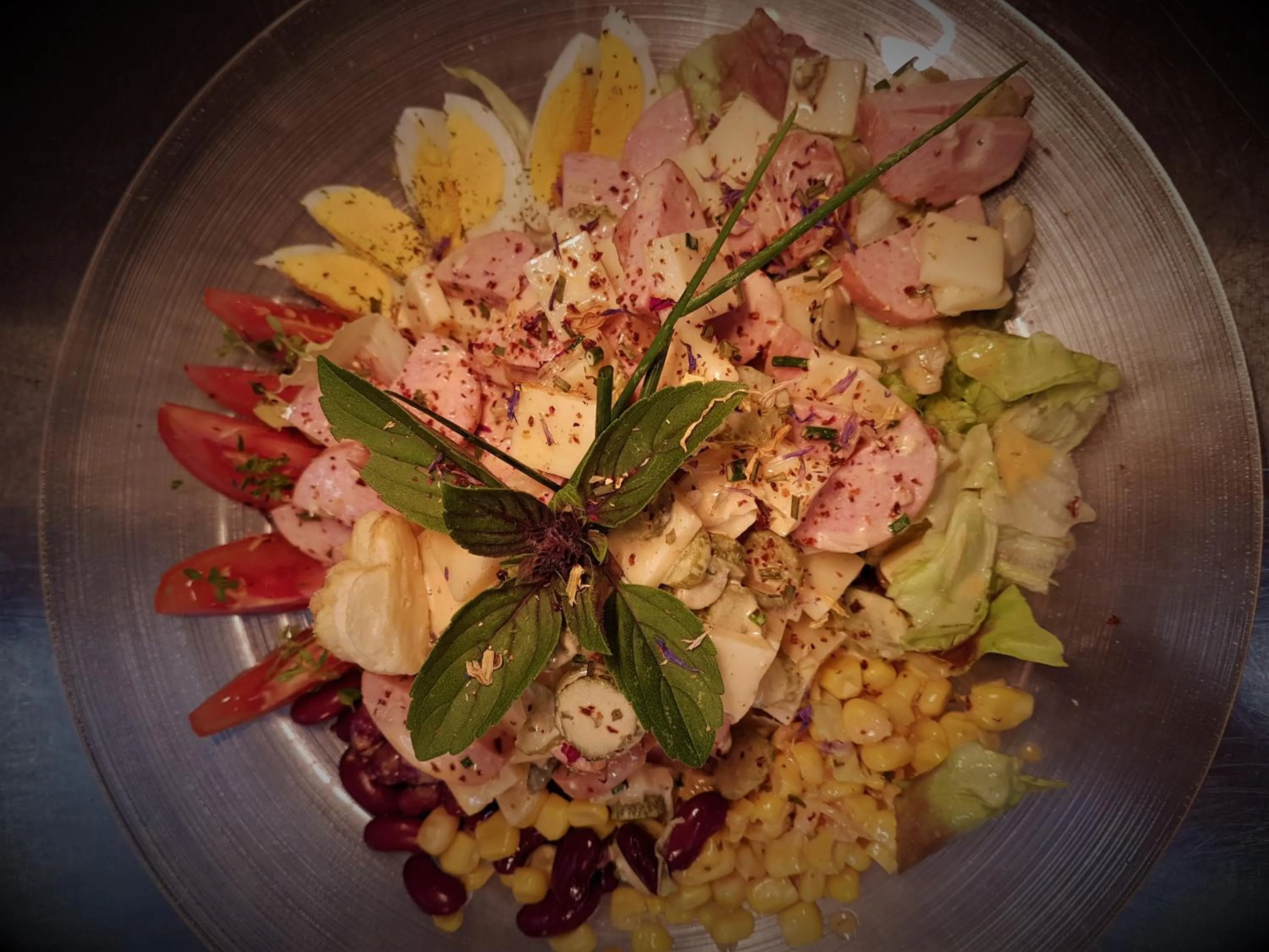 Restaurant/places to eat in Gasthaus Alpina