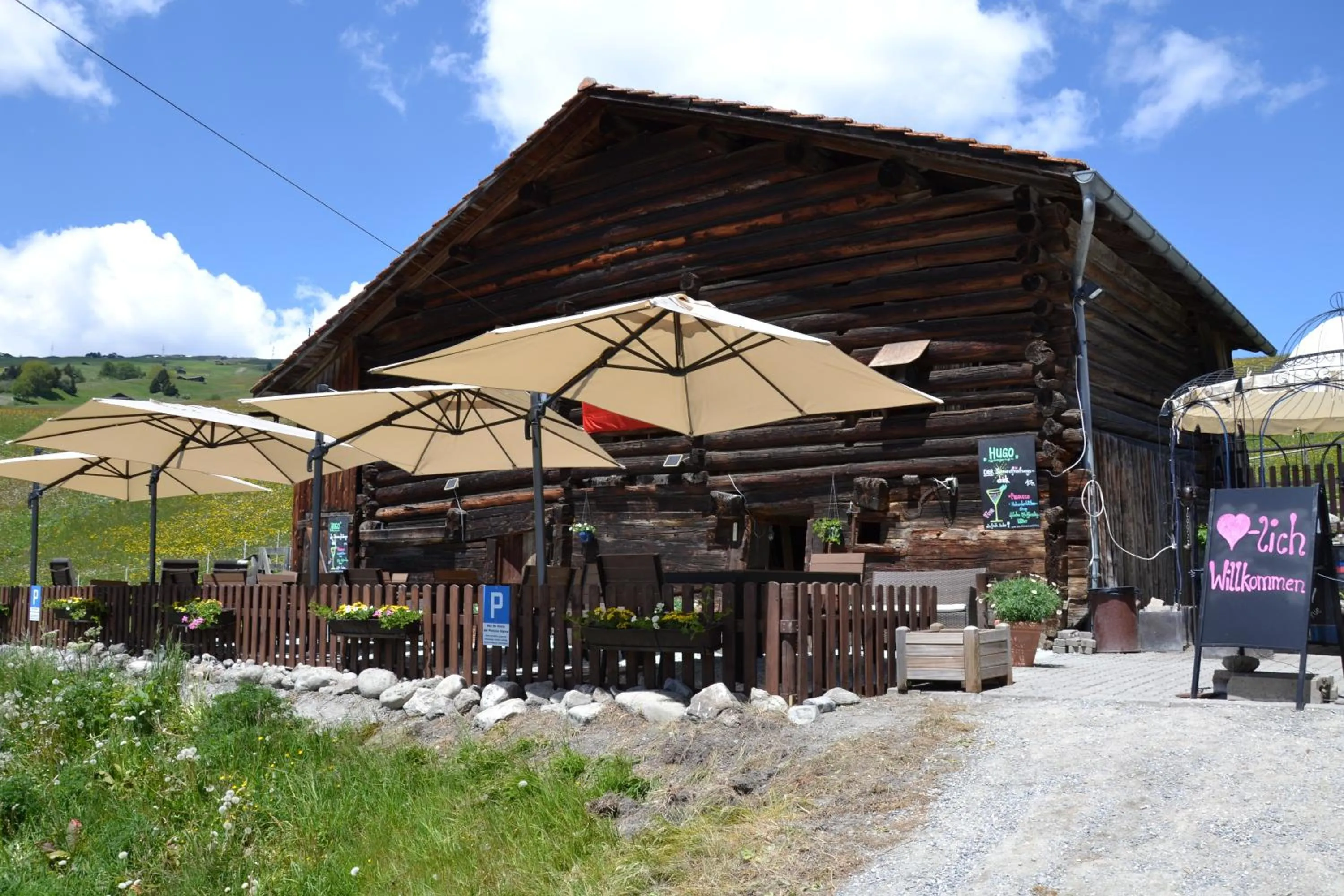 Restaurant/places to eat in Gasthaus Alpina