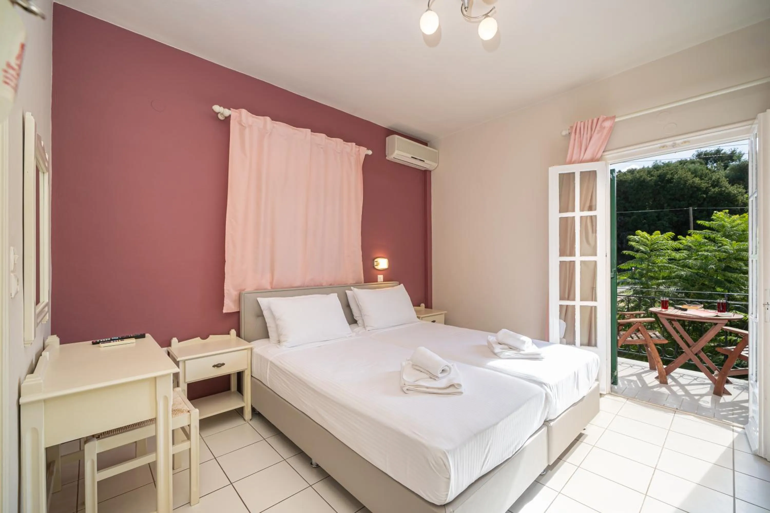 Bedroom, Bed in Panoramic Sunset