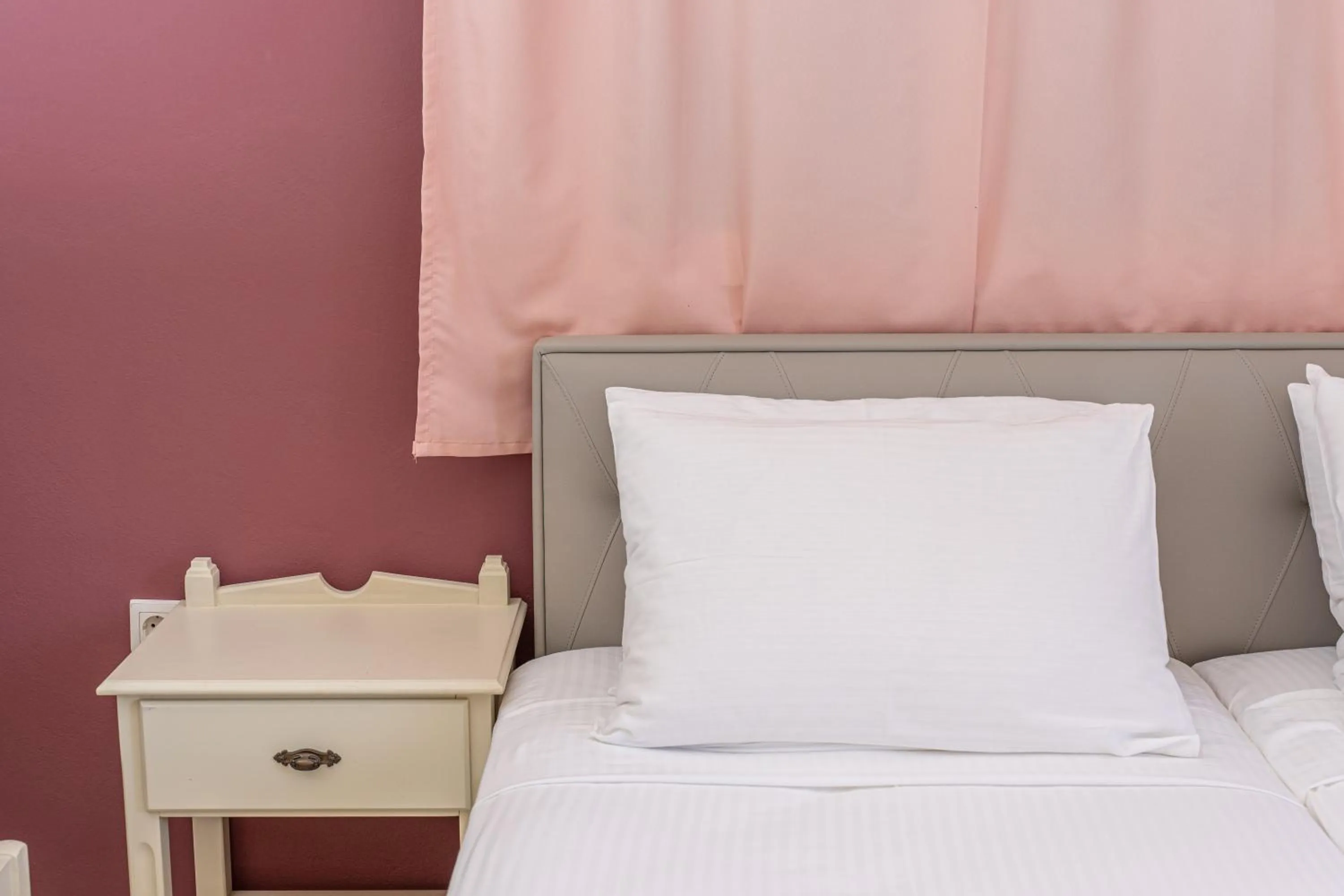 Bedroom, Bed in Panoramic Sunset