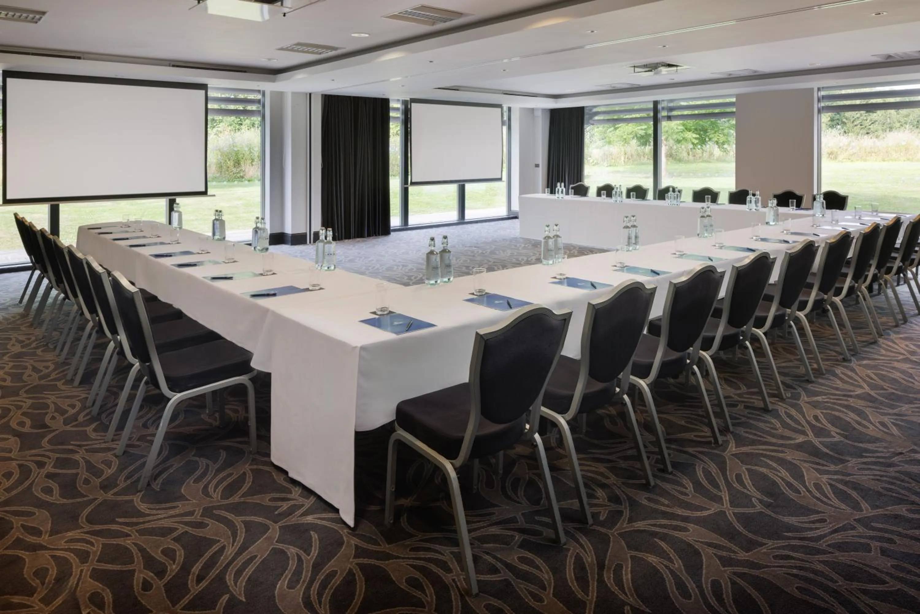 Meeting/conference room in Hilton London Syon Park
