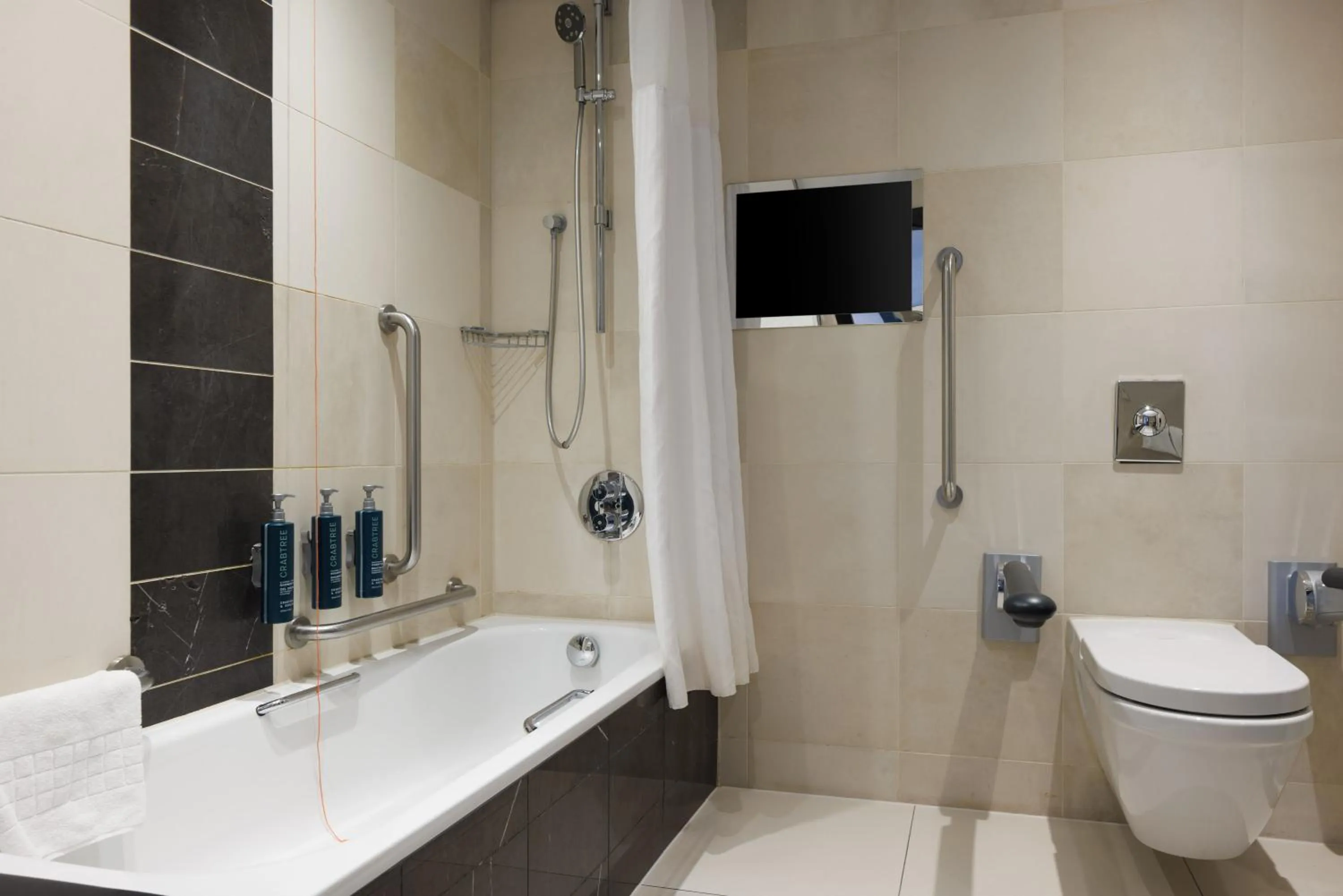 Bathroom in Hilton London Syon Park