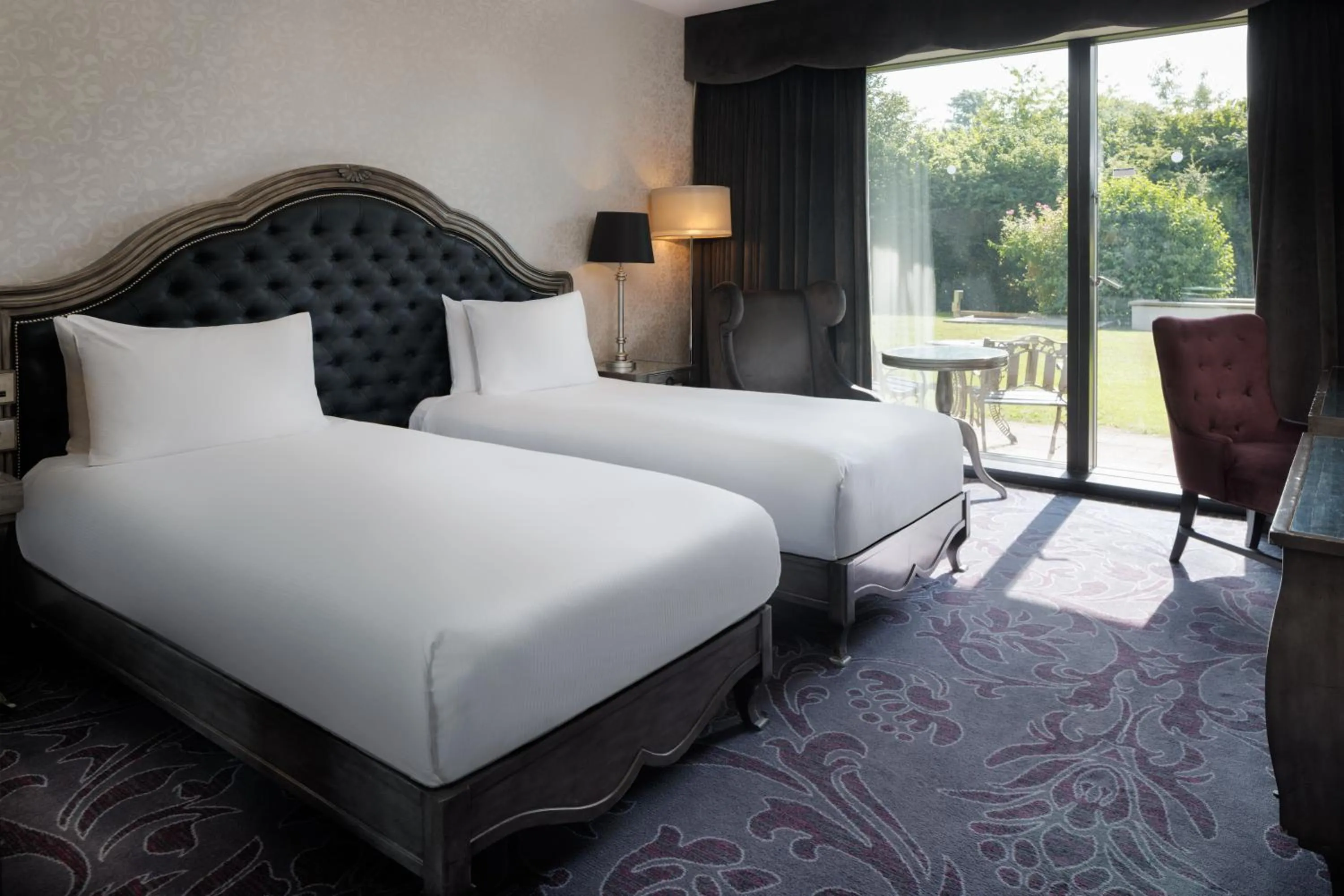 Bedroom, Bed in Hilton London Syon Park