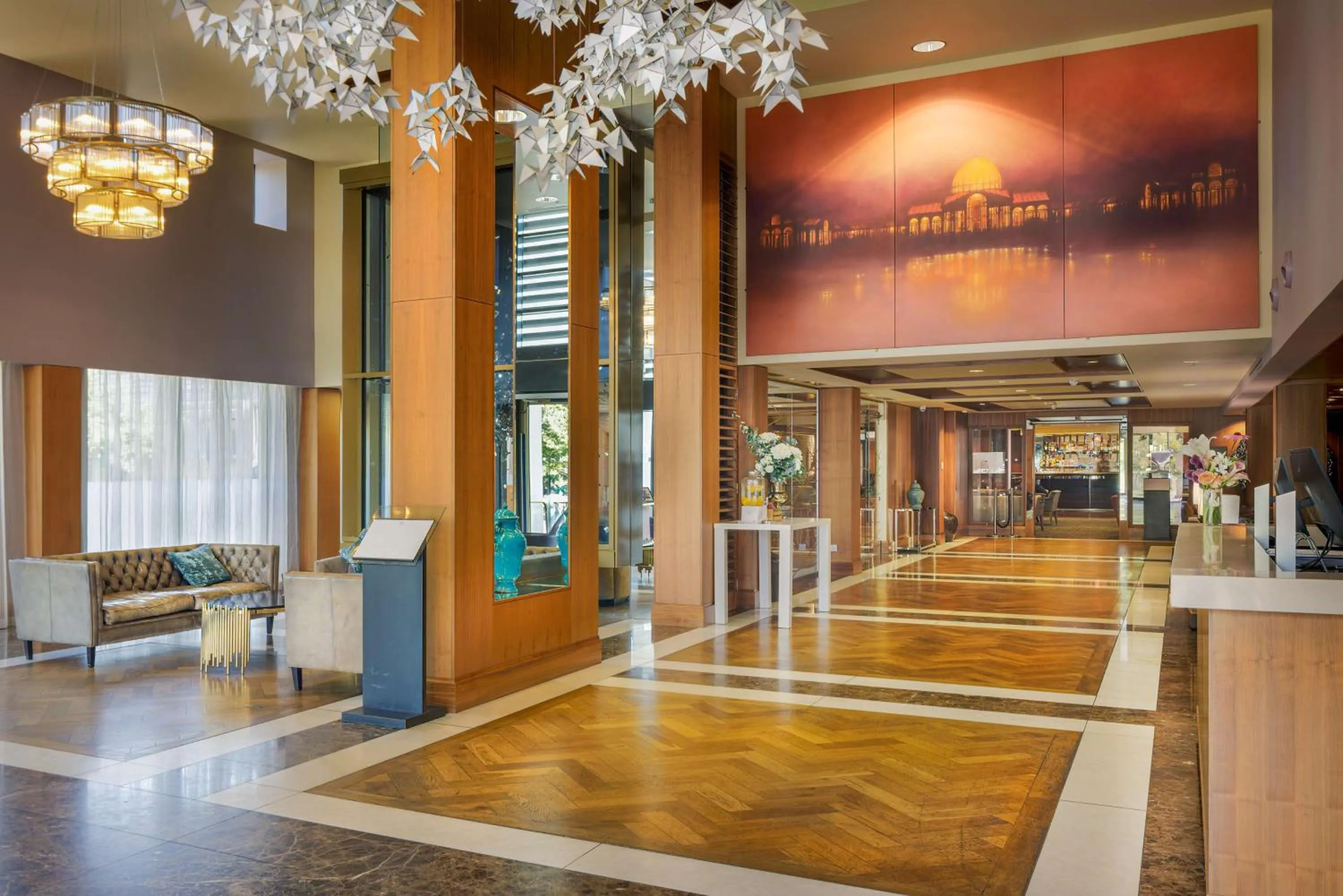 Lobby or reception in Hilton London Syon Park