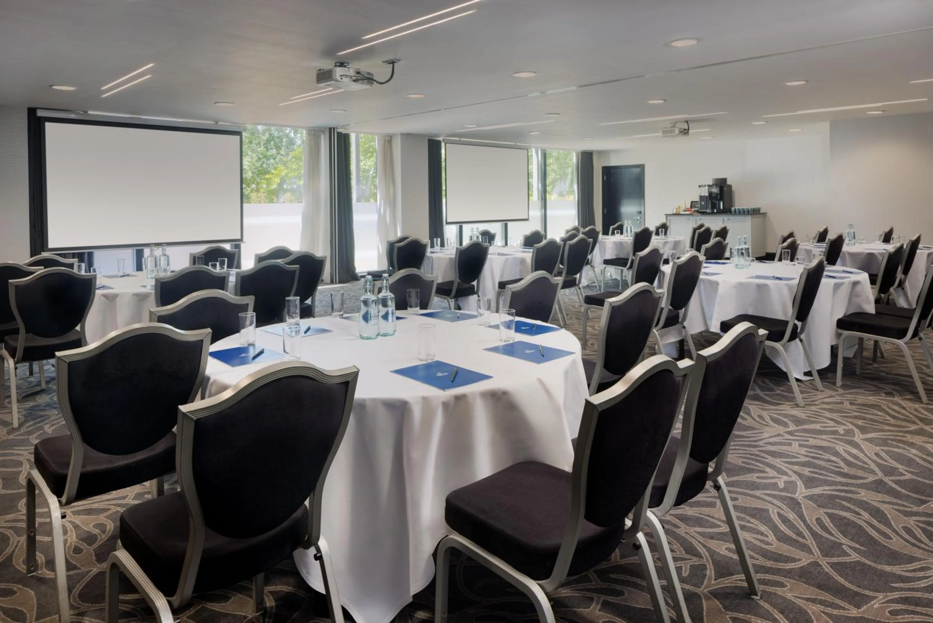 Meeting/conference room in Hilton London Syon Park