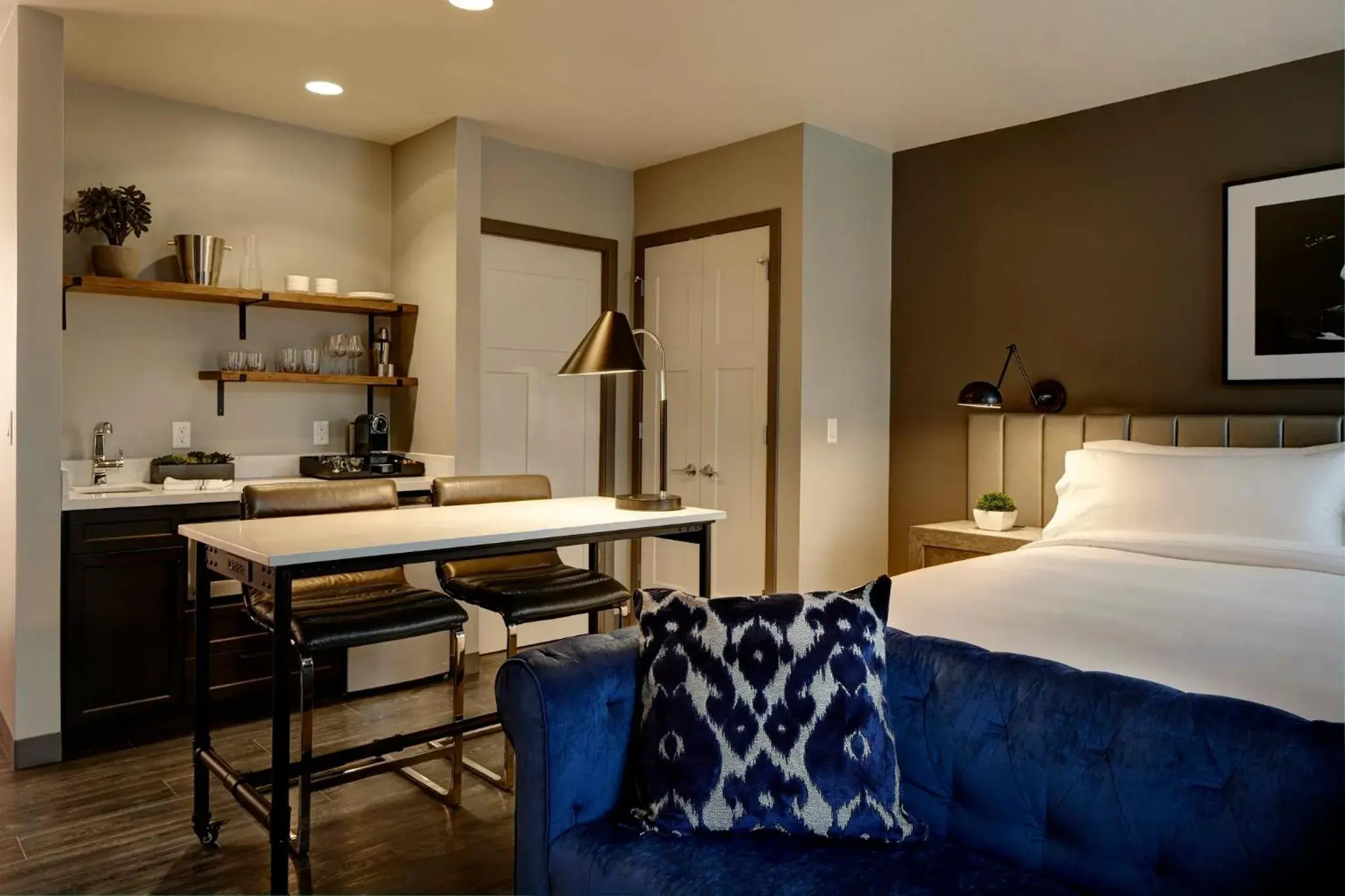 Deluxe King Mobility-Accessible Studio Suite With Tub in Archer Hotel Florham Park Deluxe King Mobility-Accessible Studio Suite With Tub in Archer Hotel Florham Park