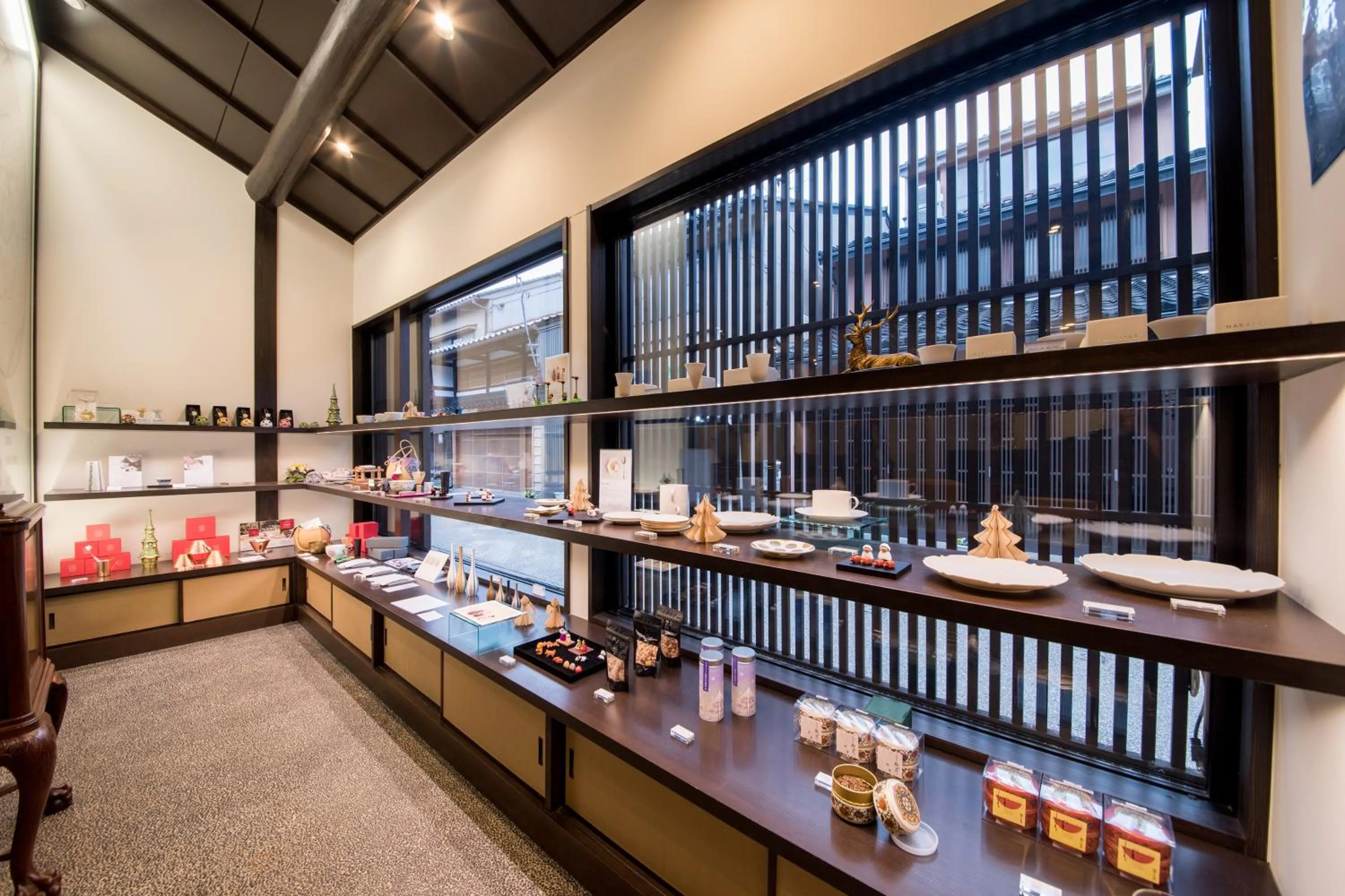 Lobby or reception in Maki No Oto Kanazawa