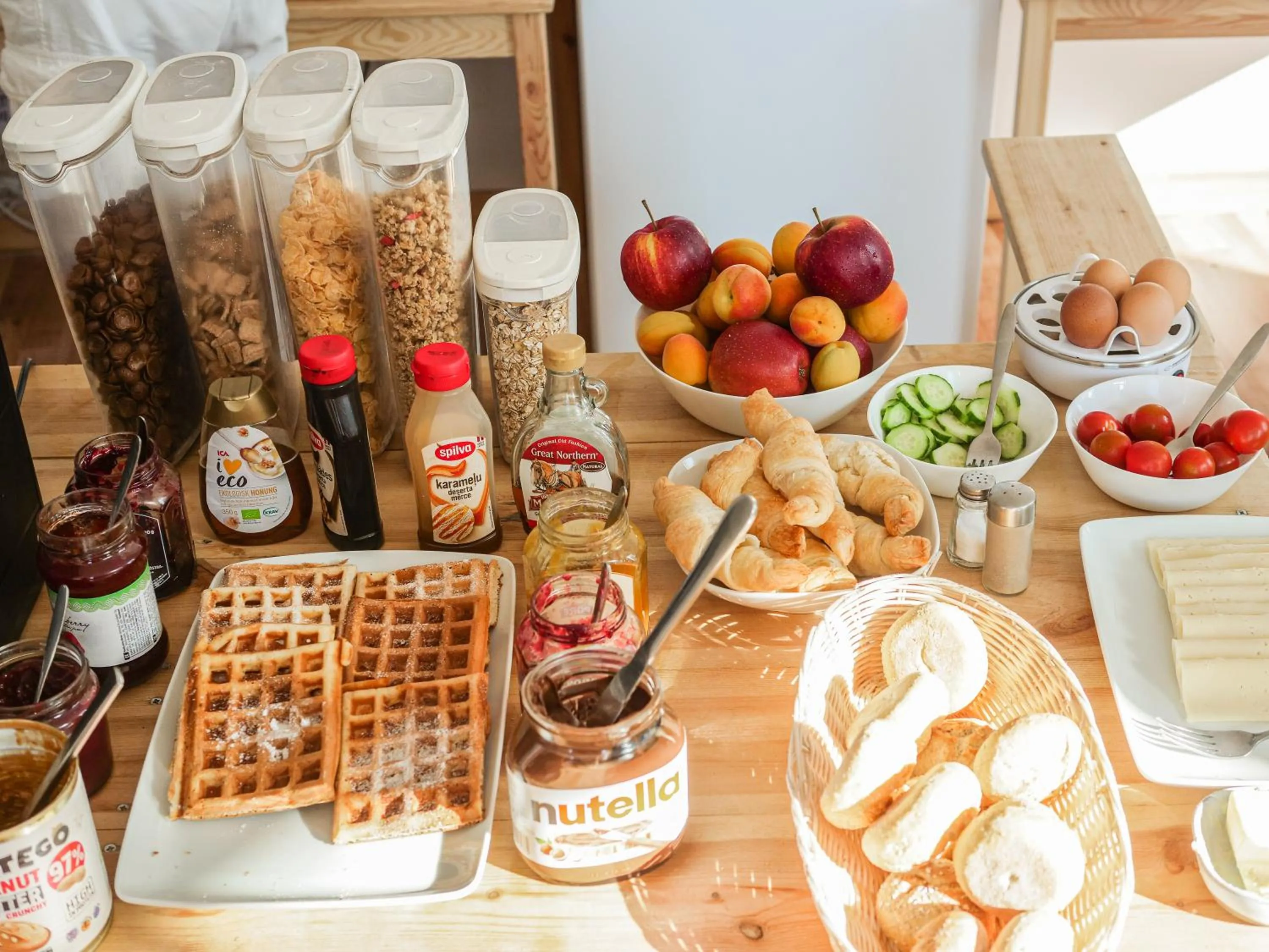 Breakfast in Cinnamon Sally Backpackers Hostel
