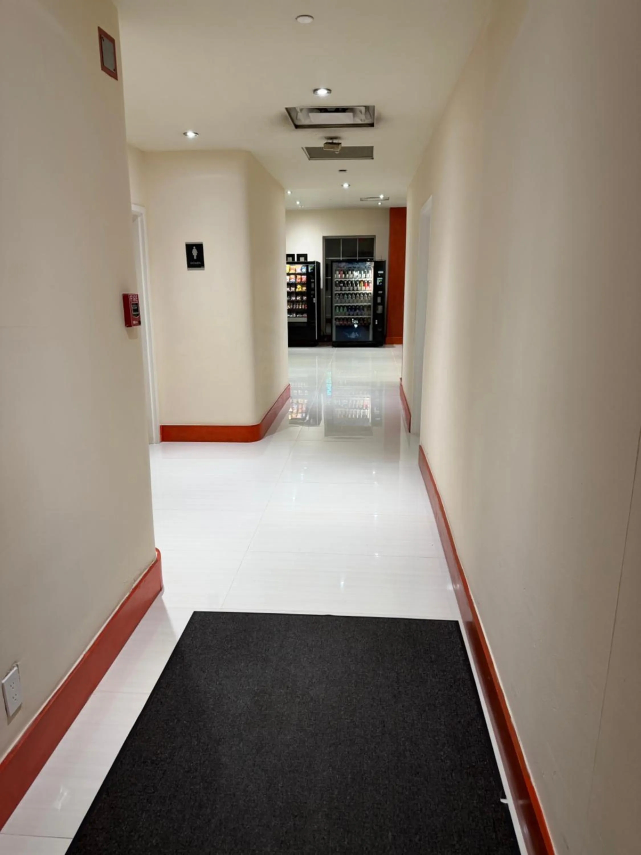 SureStay by Best Western Irving Grapevine DFW North