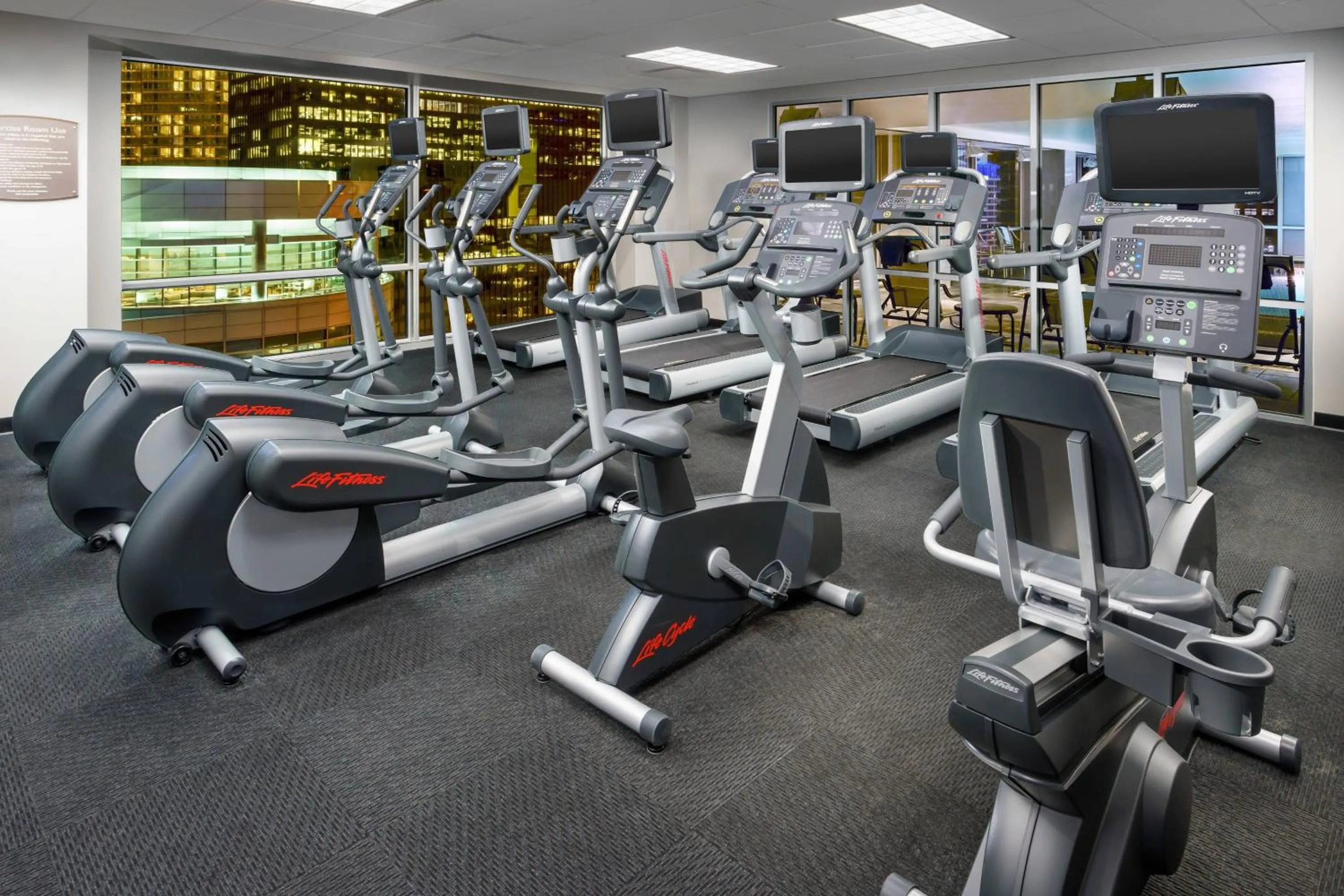 Fitness centre/facilities in Residence Inn by Marriott Chicago Downtown/River North