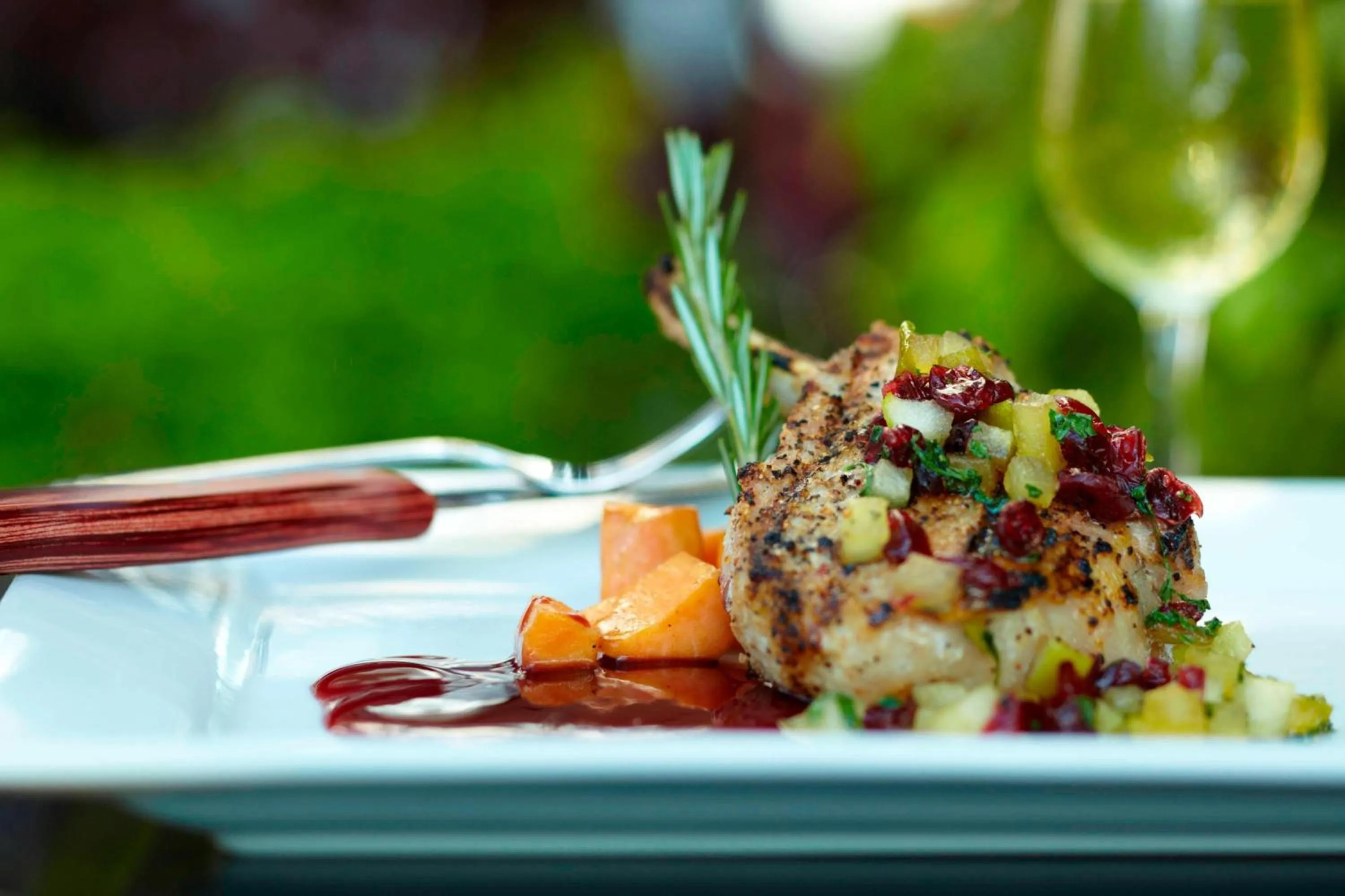 Restaurant/places to eat in Renaissance Fort Lauderdale Cruise Port Hotel