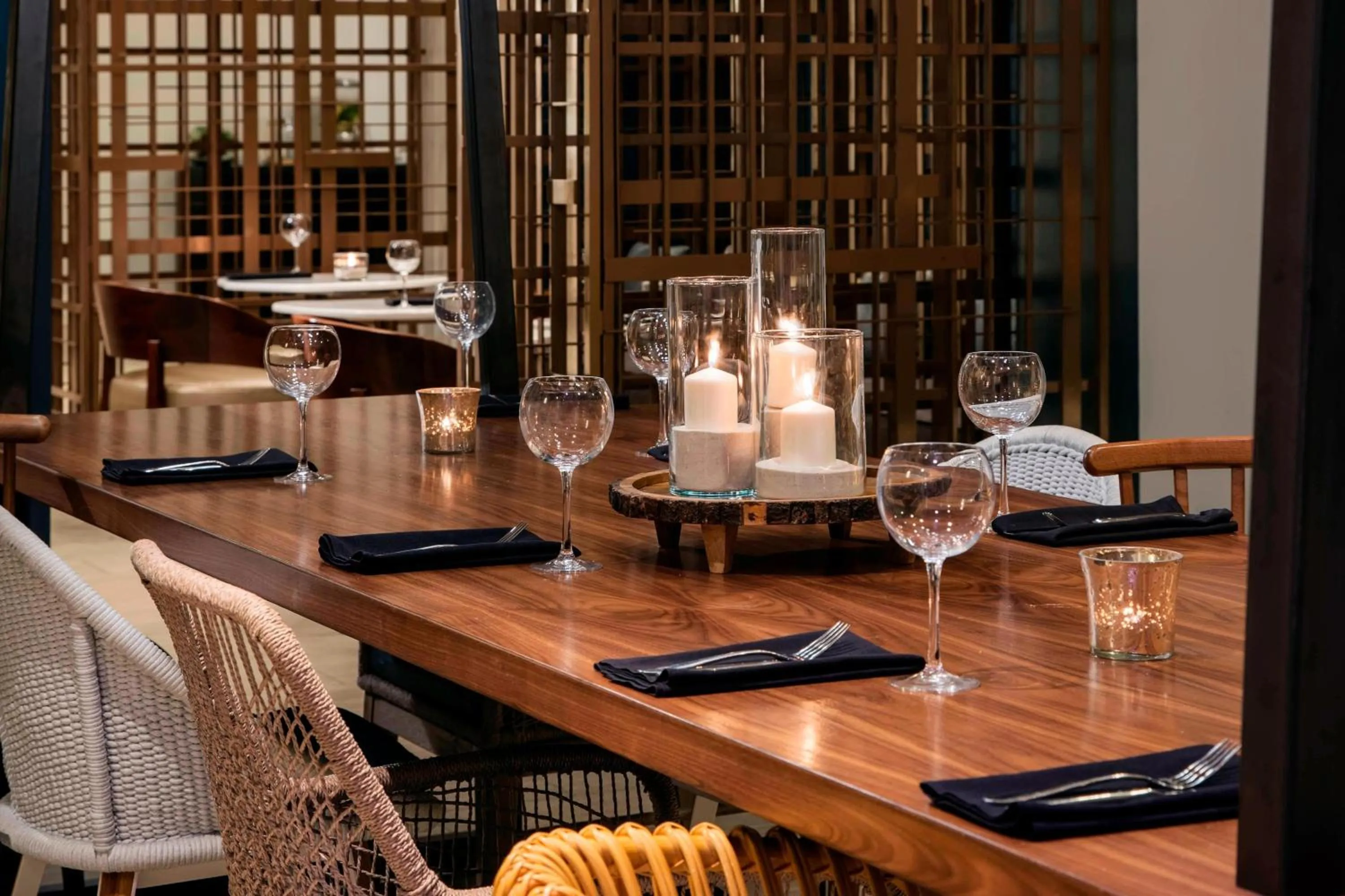 Restaurant/places to eat in Renaissance Fort Lauderdale Cruise Port Hotel