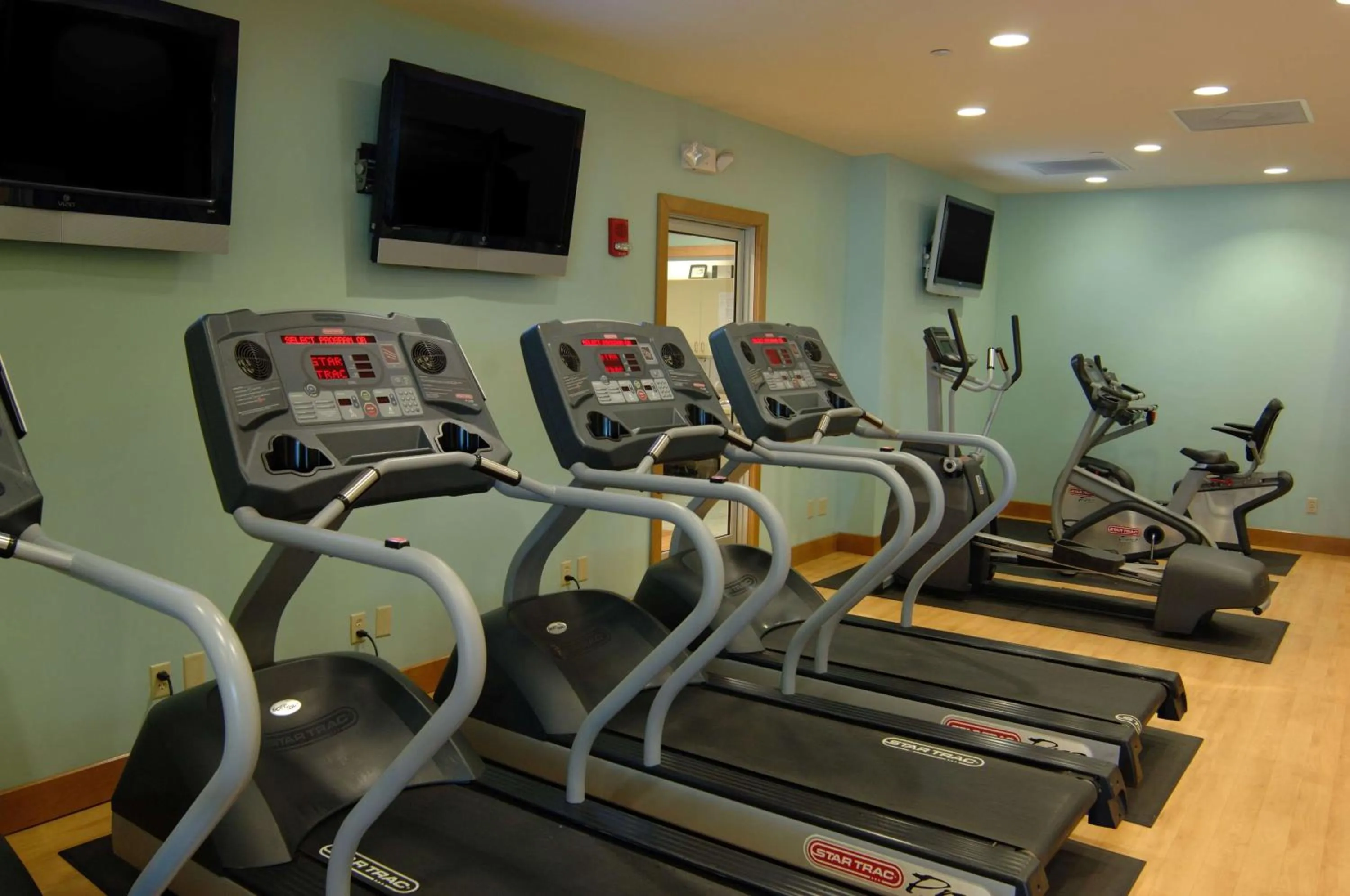 Fitness centre/facilities in Hilton Beachfront Resort & Spa Hilton Head Island