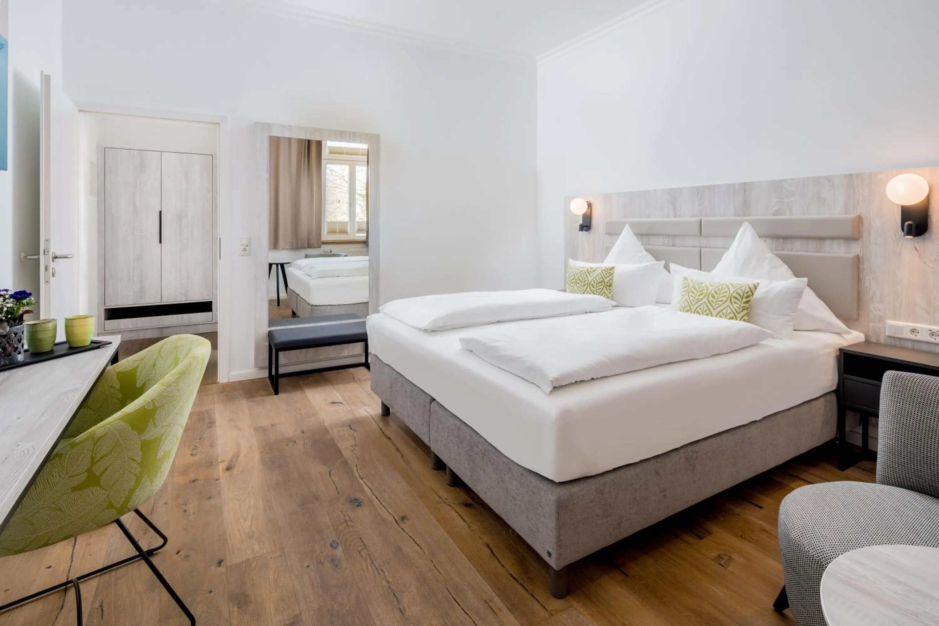 Coffee/tea facilities, Bed in Parkhotel Wangerooge