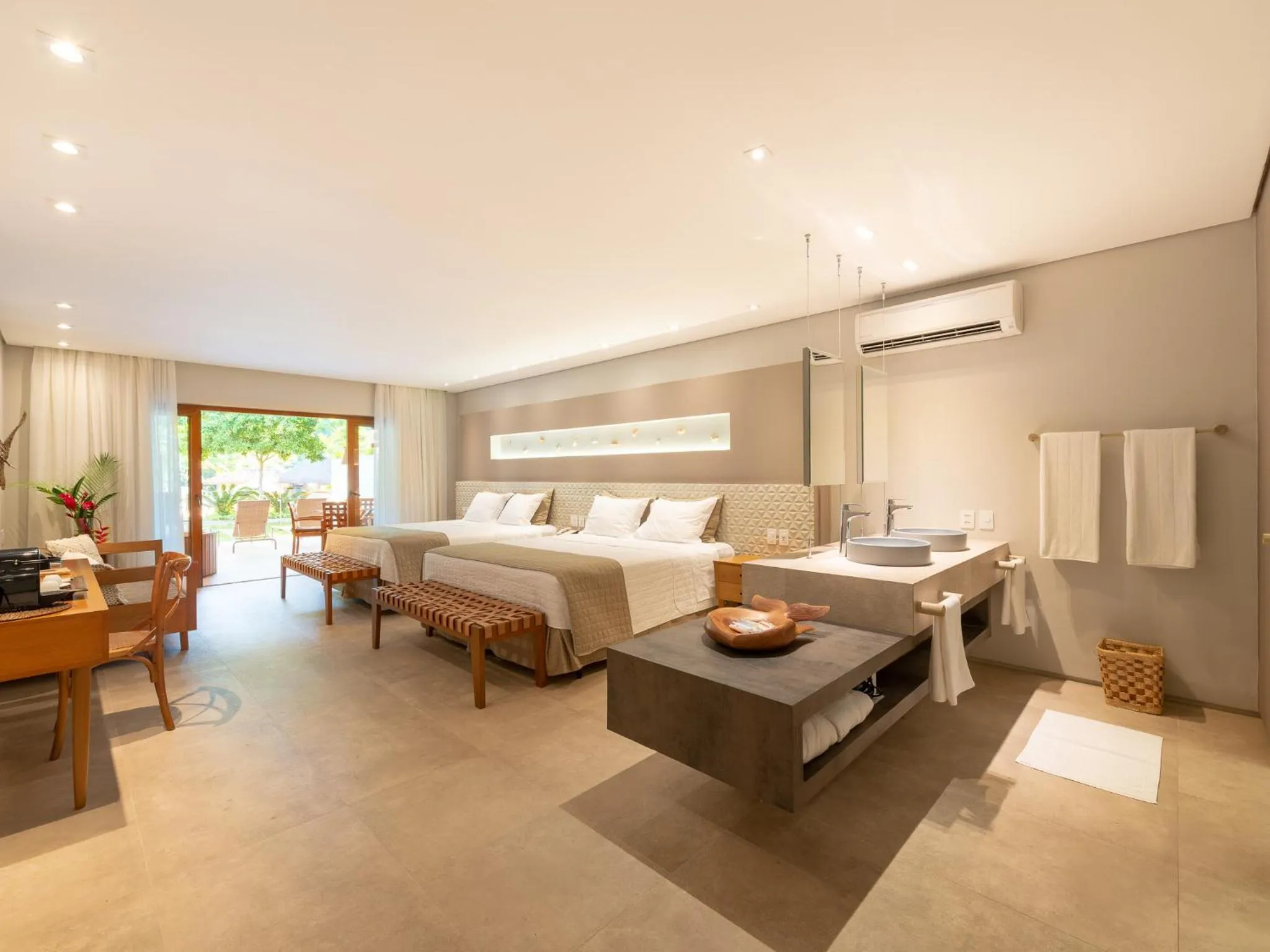 Bedroom, Bed in Hotel Real Villa Bella