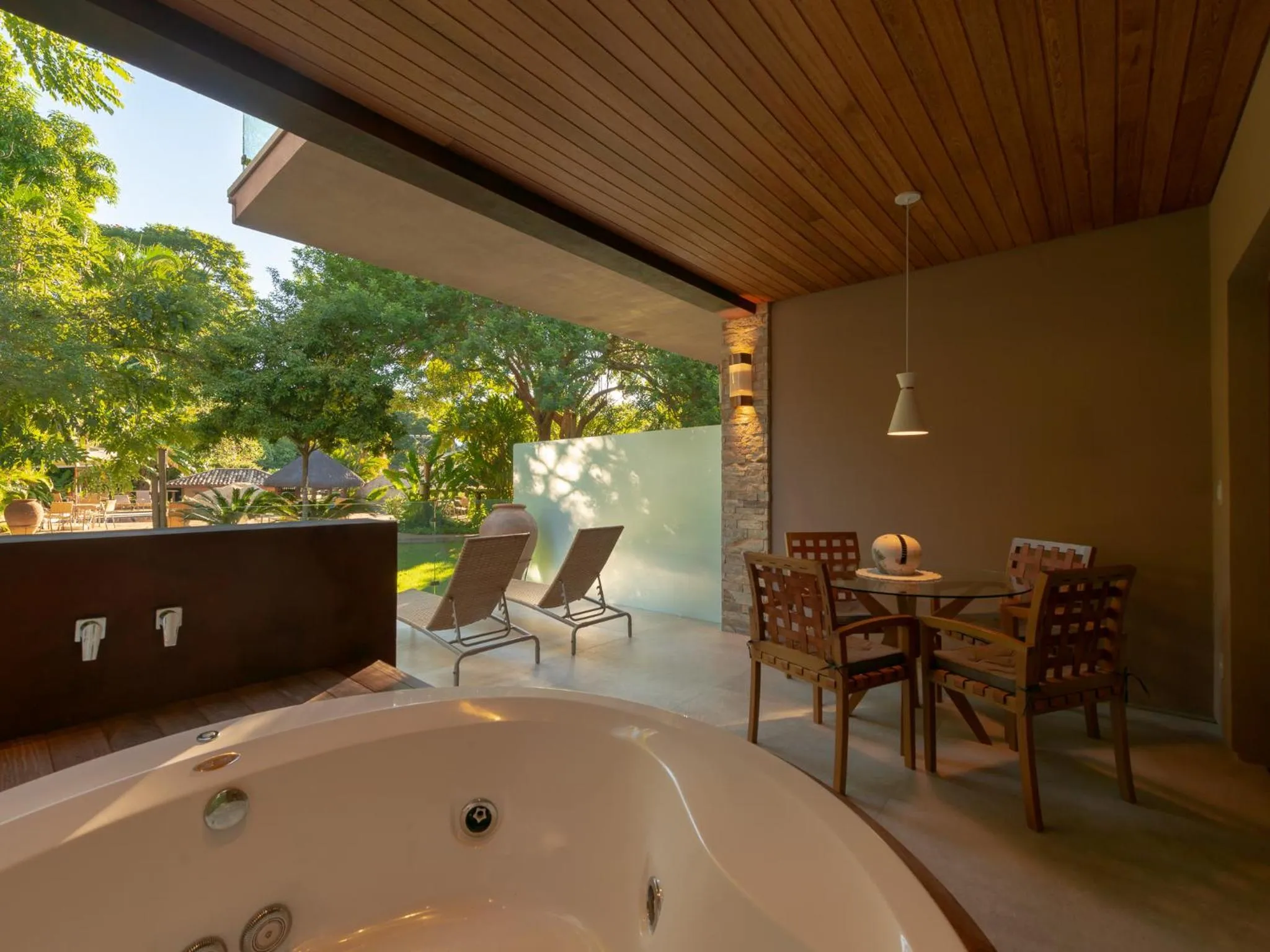 Hot Tub in Hotel Real Villa Bella