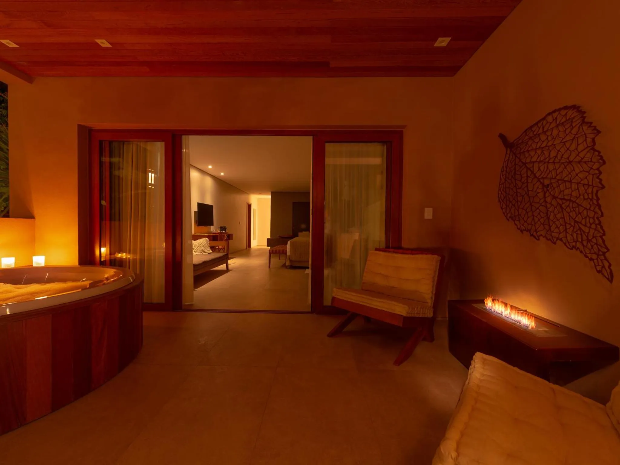 Balcony/Terrace, Bed in Hotel Real Villa Bella