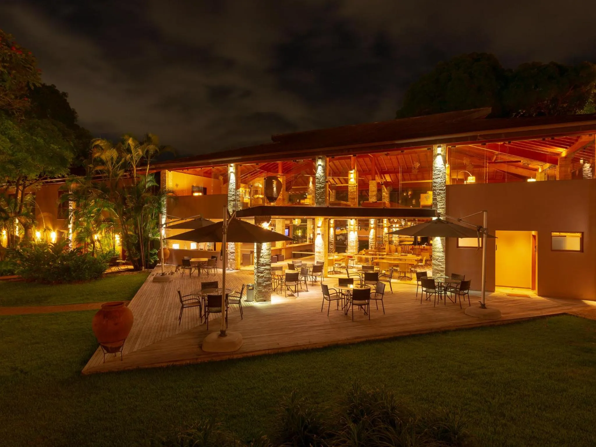 Patio in Hotel Real Villa Bella