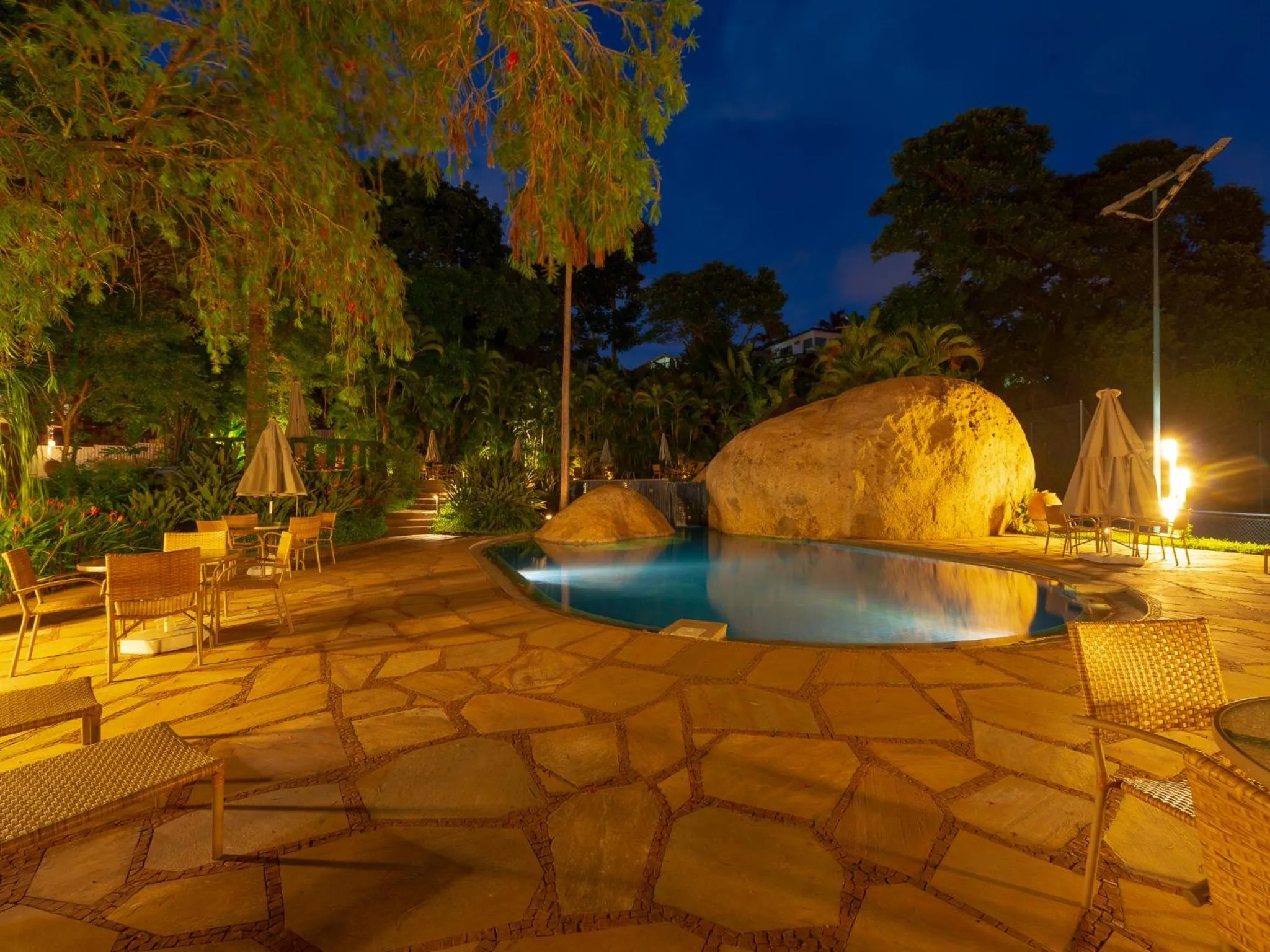 Swimming pool in Hotel Real Villa Bella