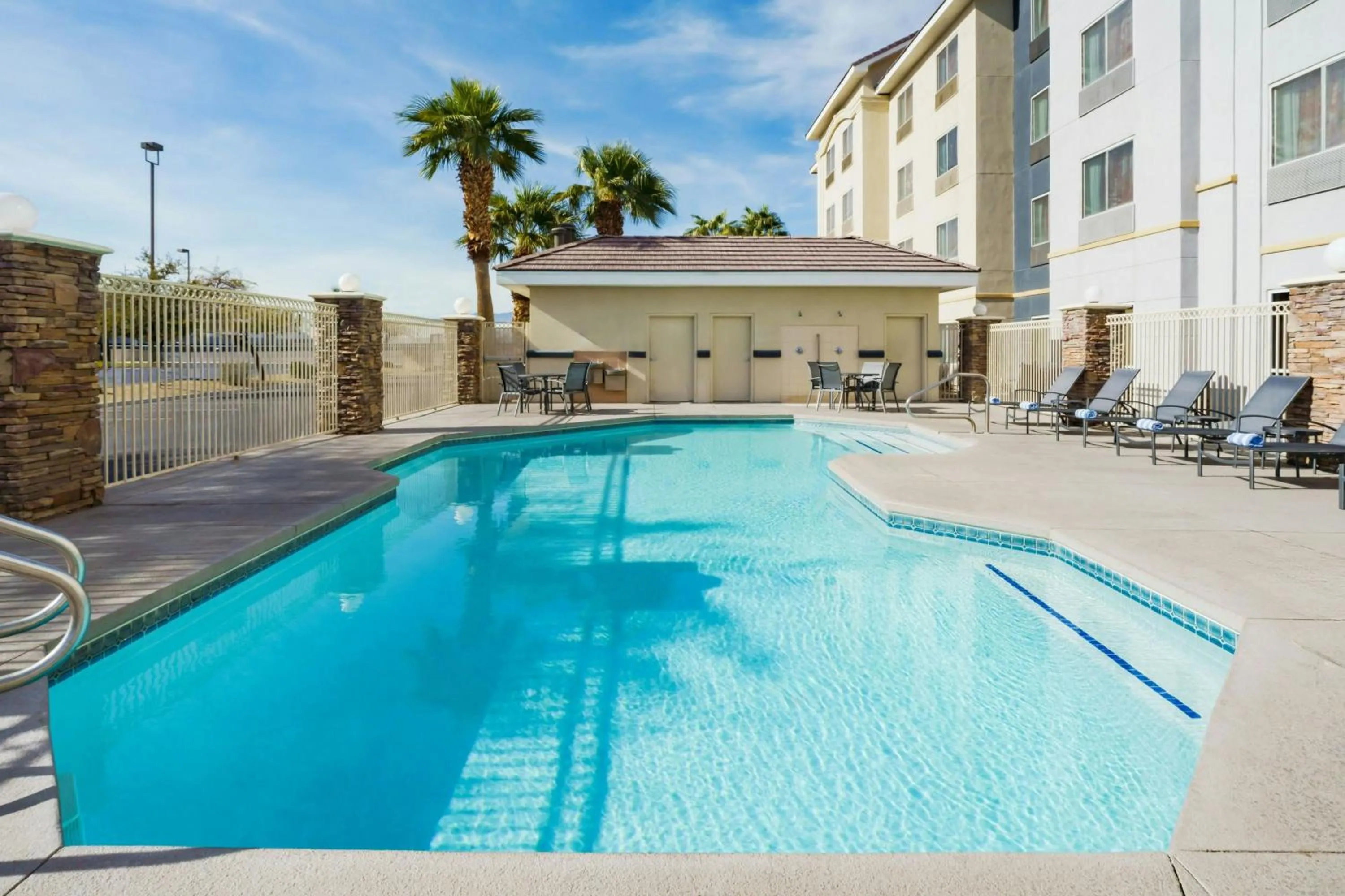 Swimming pool in Fairfield by Marriott Inn & Suites Las Vegas Stadium Area