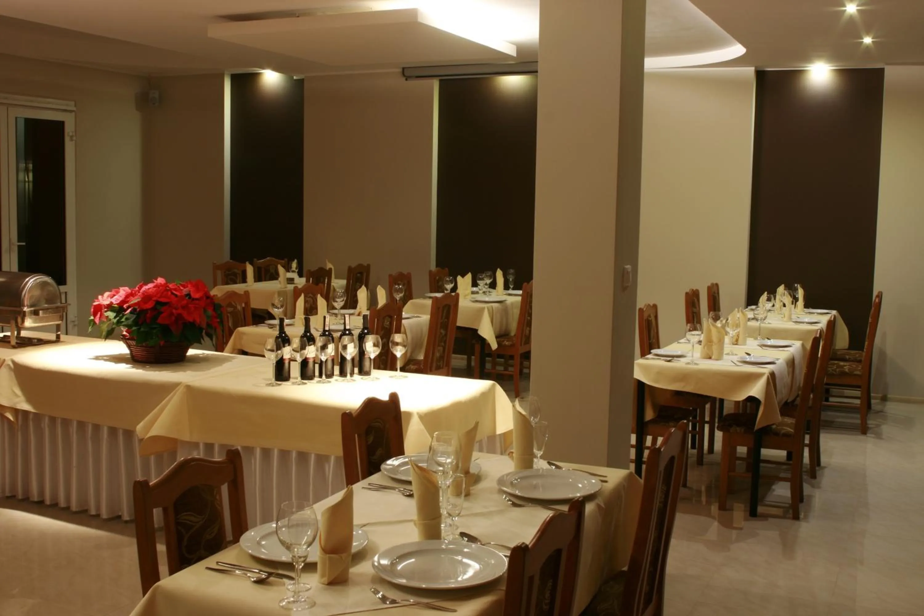 Restaurant/places to eat in Hotel Pojezierze