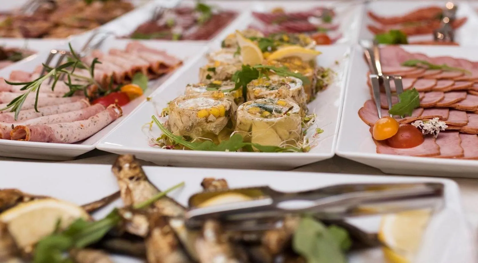 Restaurant/places to eat in Rezydencja Korab