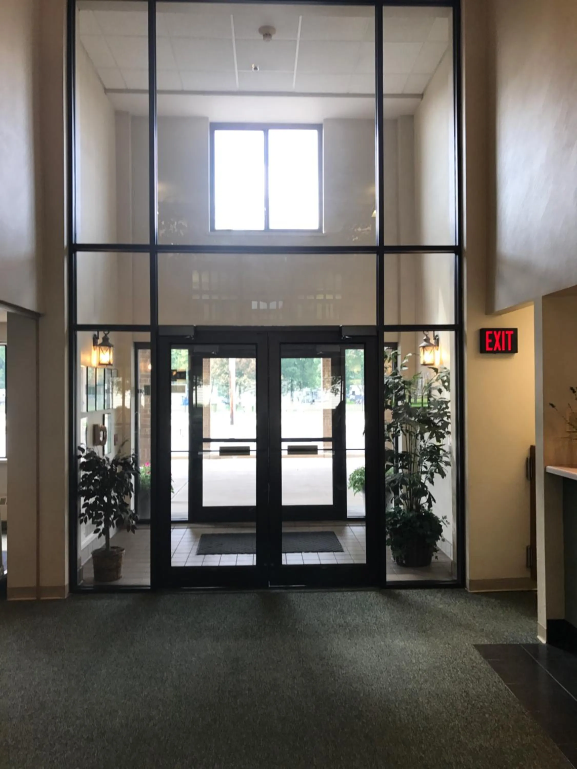 Econo Lodge Inn & Suites Oconto