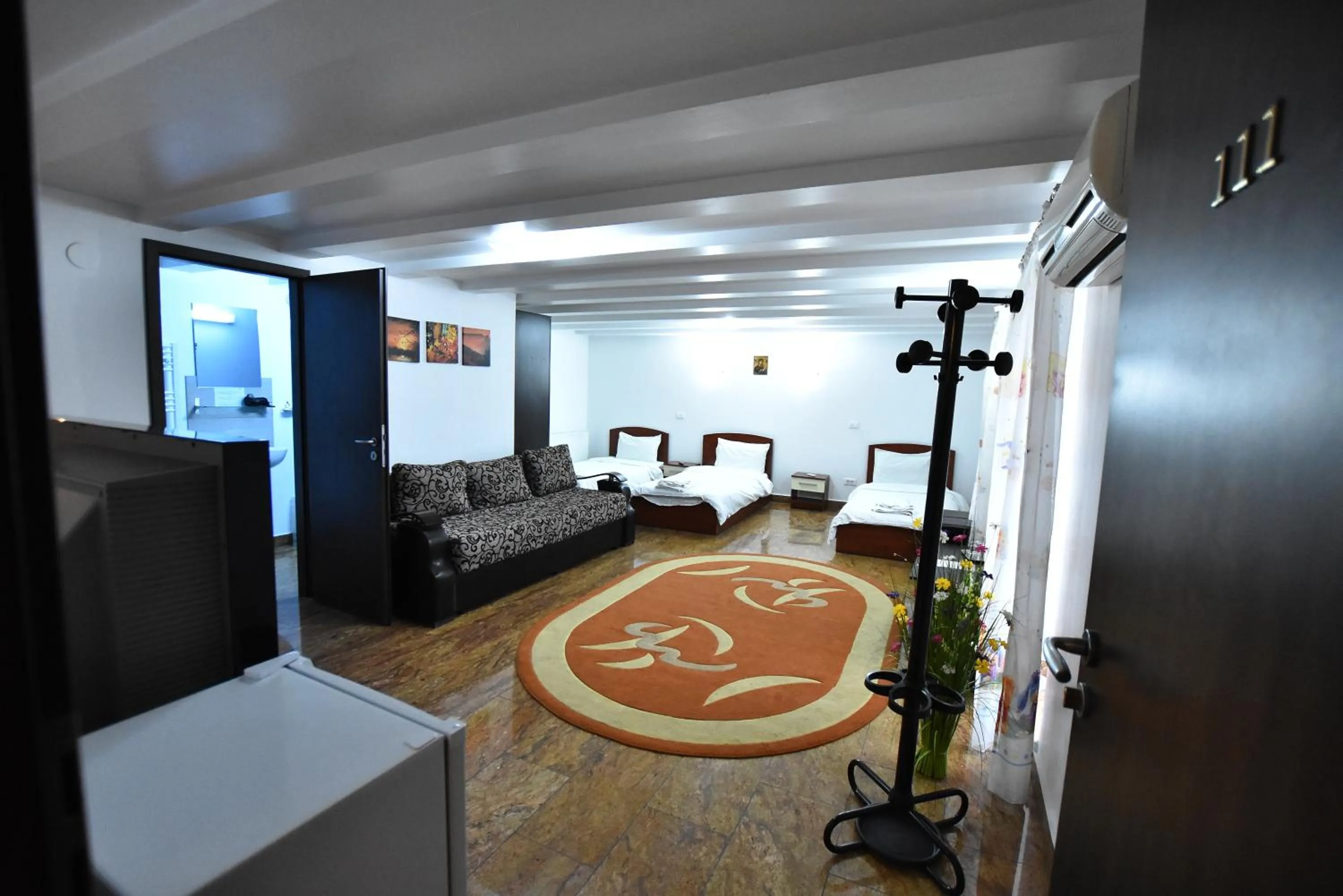 Photo of the whole room in Hotel Euphoria