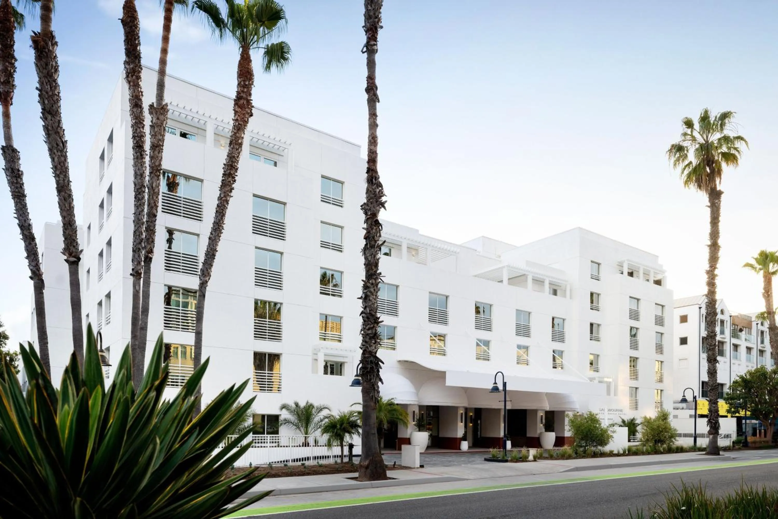 Property building in Sandbourne Santa Monica, Autograph Collection