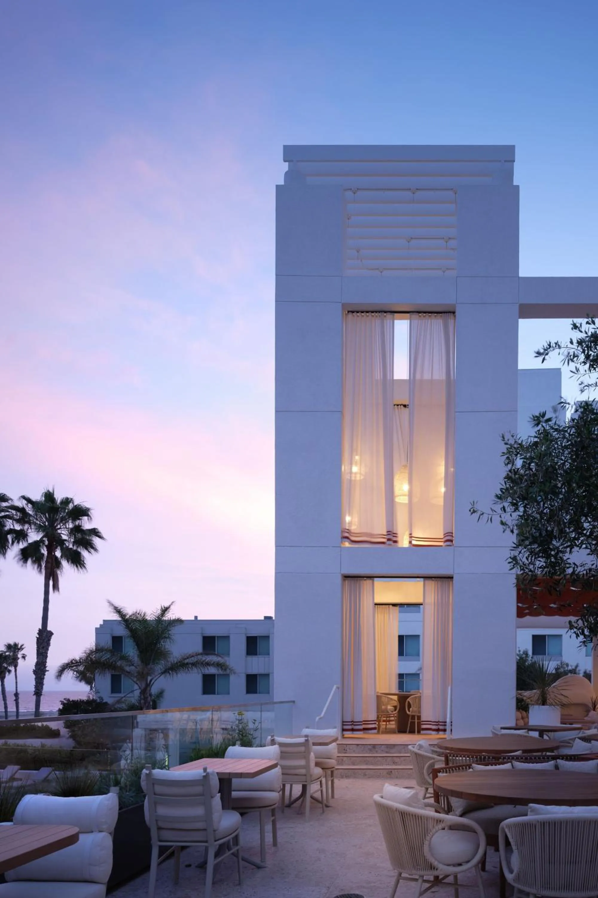 Restaurant/places to eat in Sandbourne Santa Monica, Autograph Collection