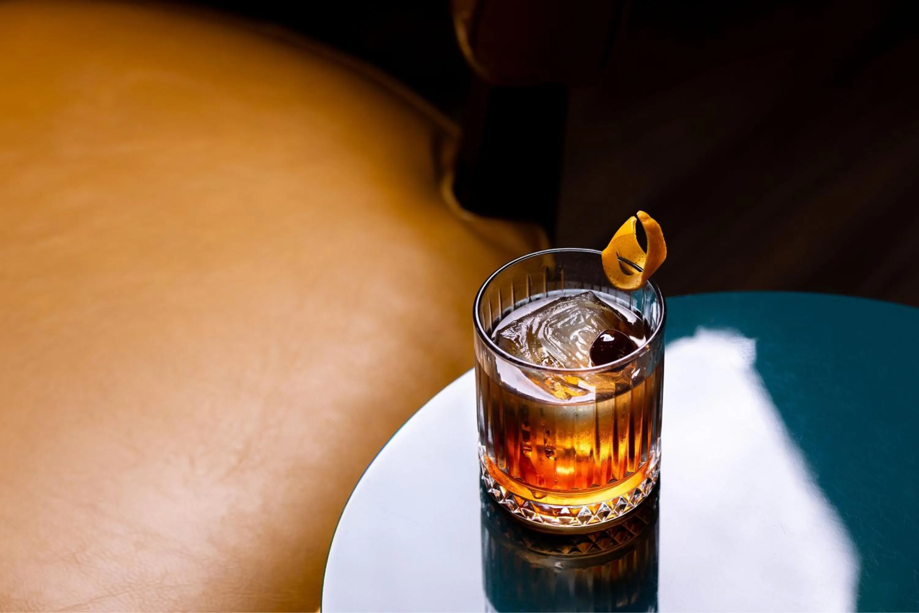 Lounge or bar in Burton House, Beverly Hills, A Tribute Portfolio Hotel