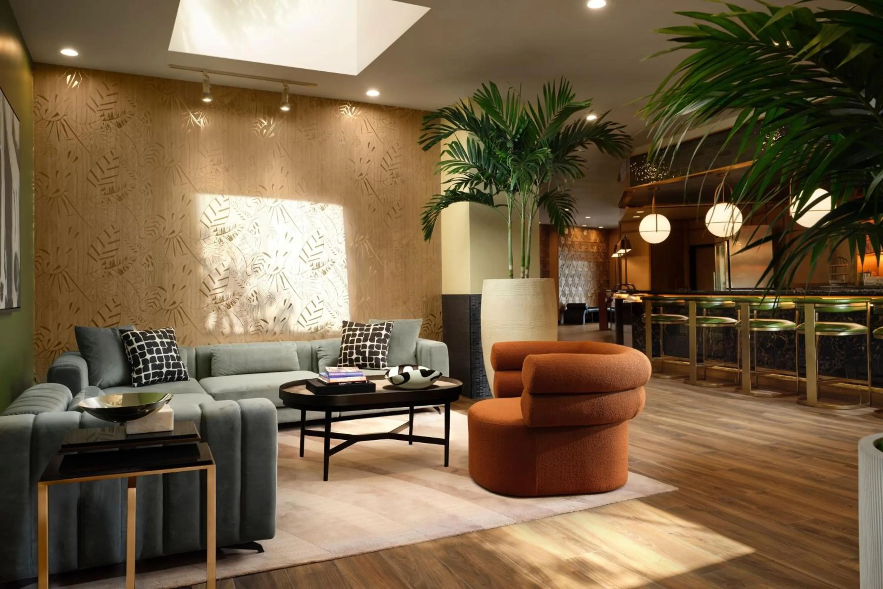 Lobby or reception in Burton House, Beverly Hills, A Tribute Portfolio Hotel
