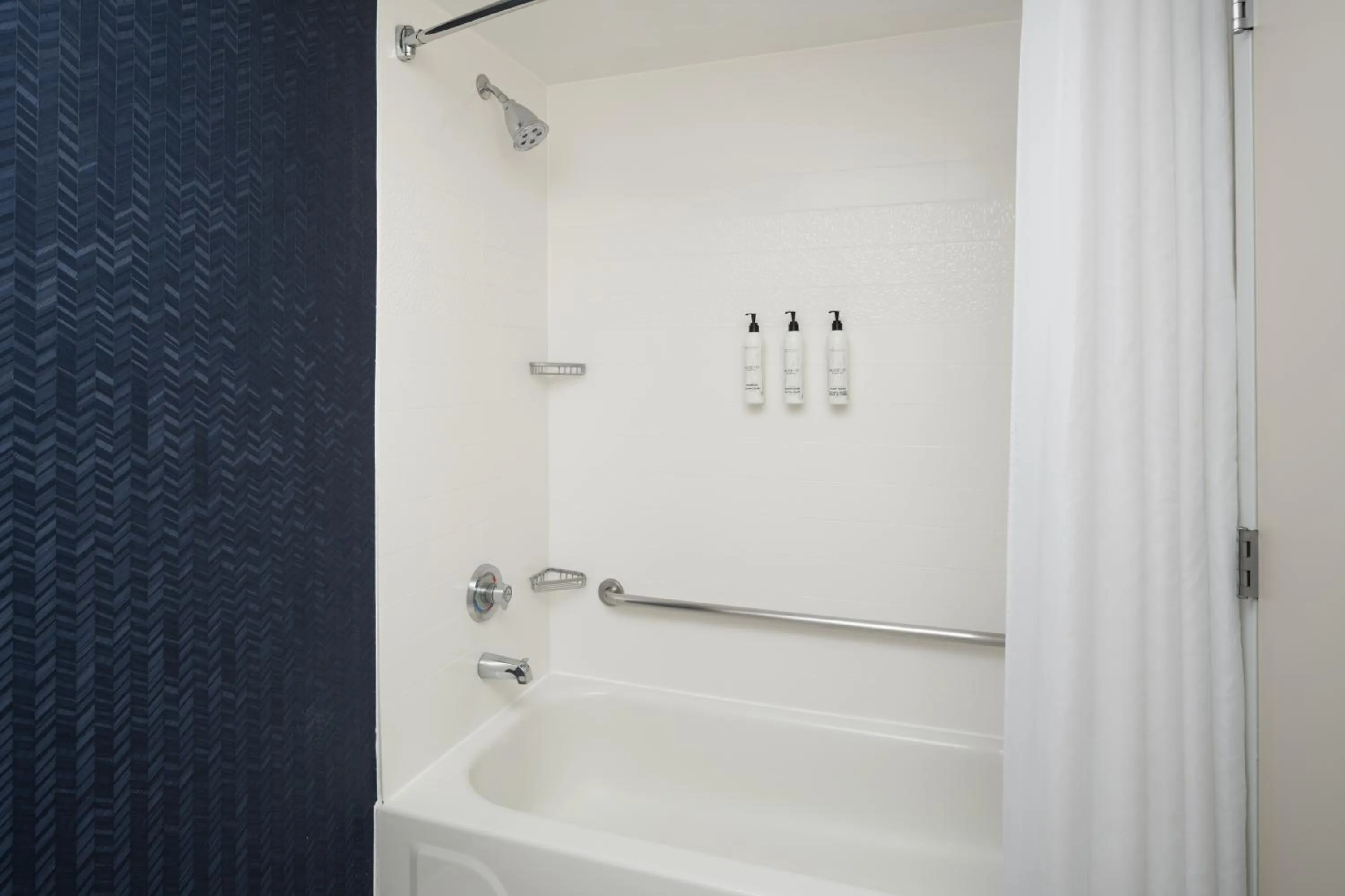 Shower in Fairfield Inn Orlando Airport