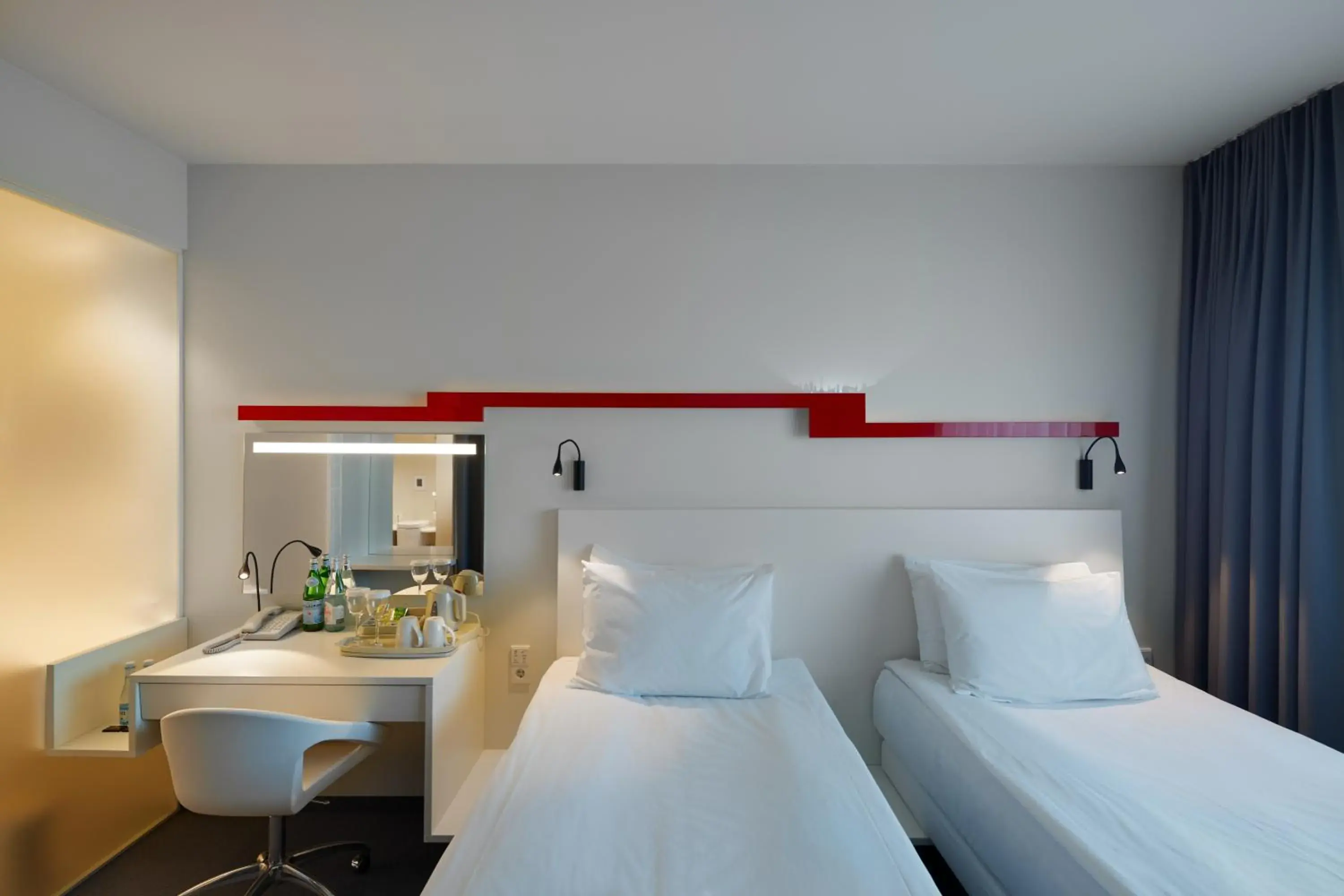 Standard Twin Room in Holiday Inn Vilnius by IHG Standard Twin Room in Holiday Inn Vilnius by IHG