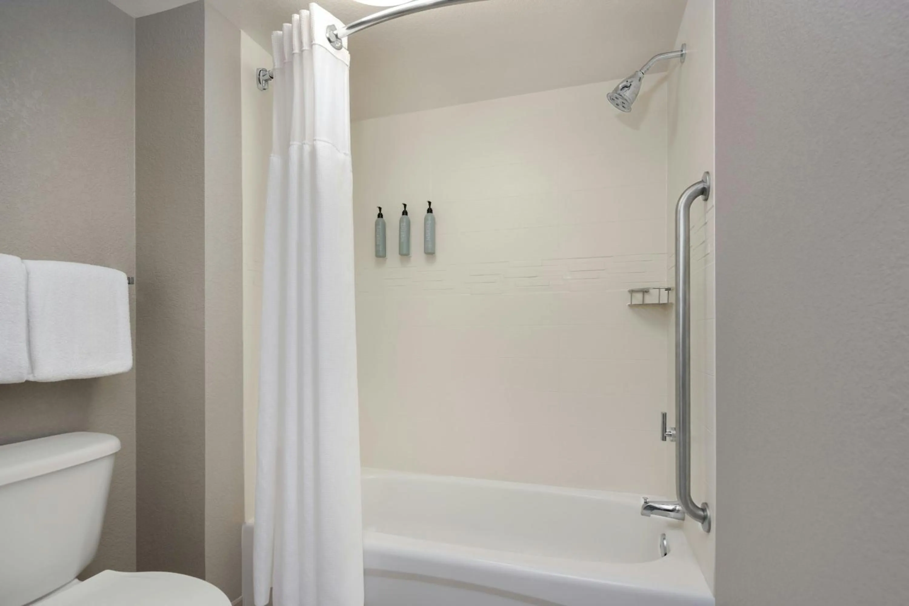 Bathroom in Residence Inn by Marriott Orlando East/UCF Area