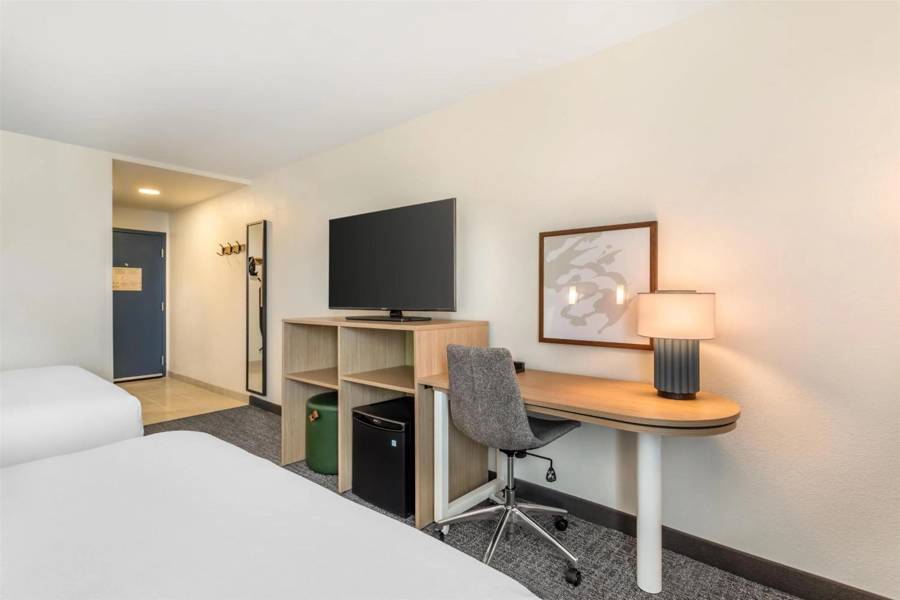 Bedroom, Bed in Spark by Hilton Knoxville North I-75