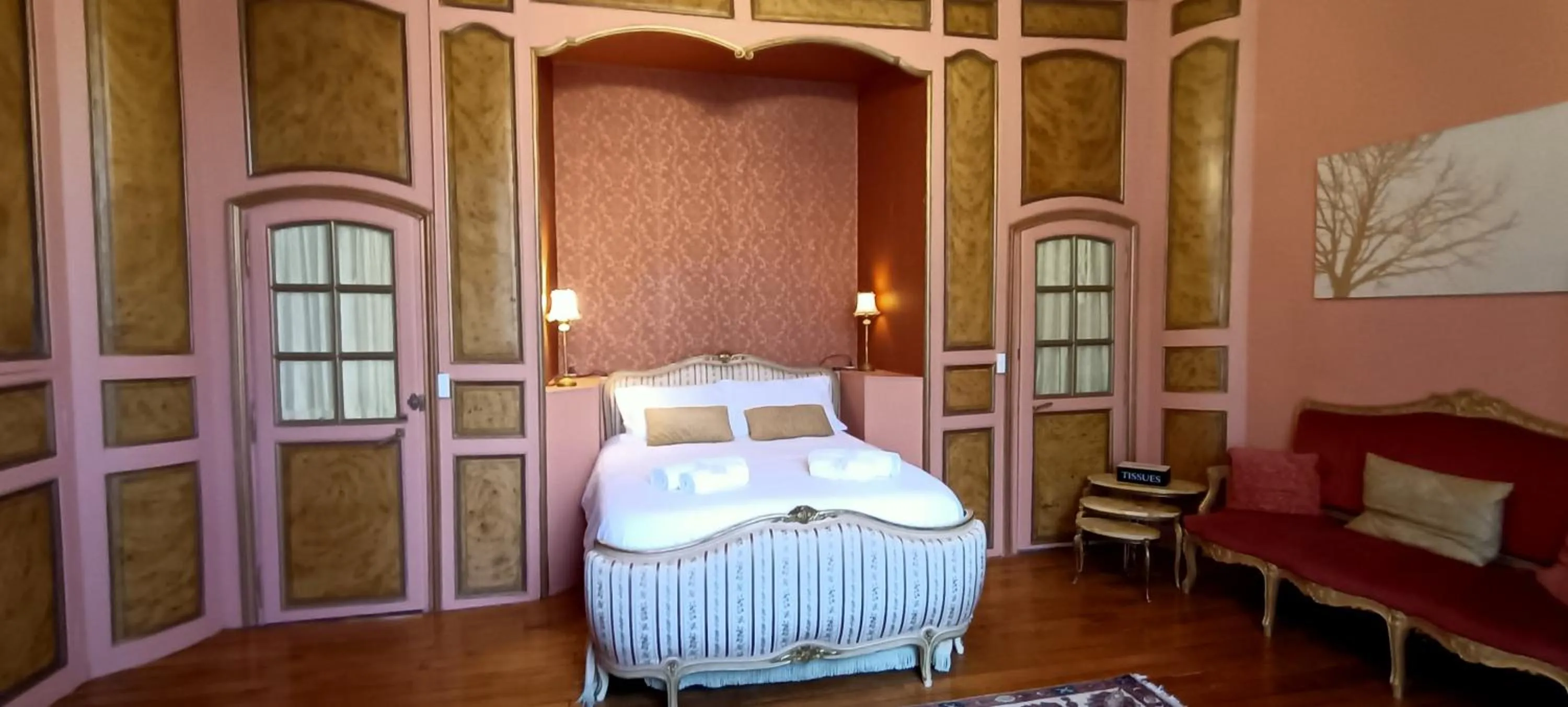 Bed in Chateau de la Grand'Maison