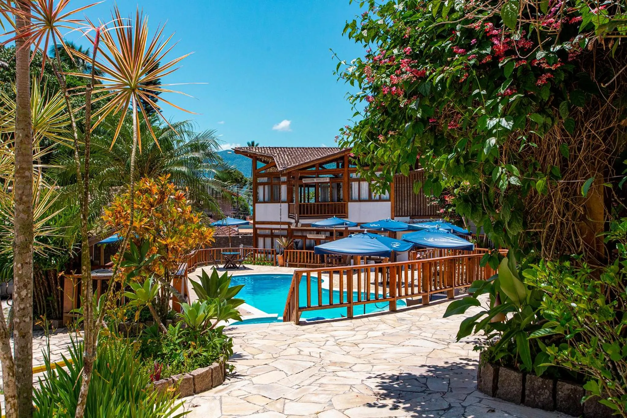 Swimming pool in Hotel Praia do Portinho