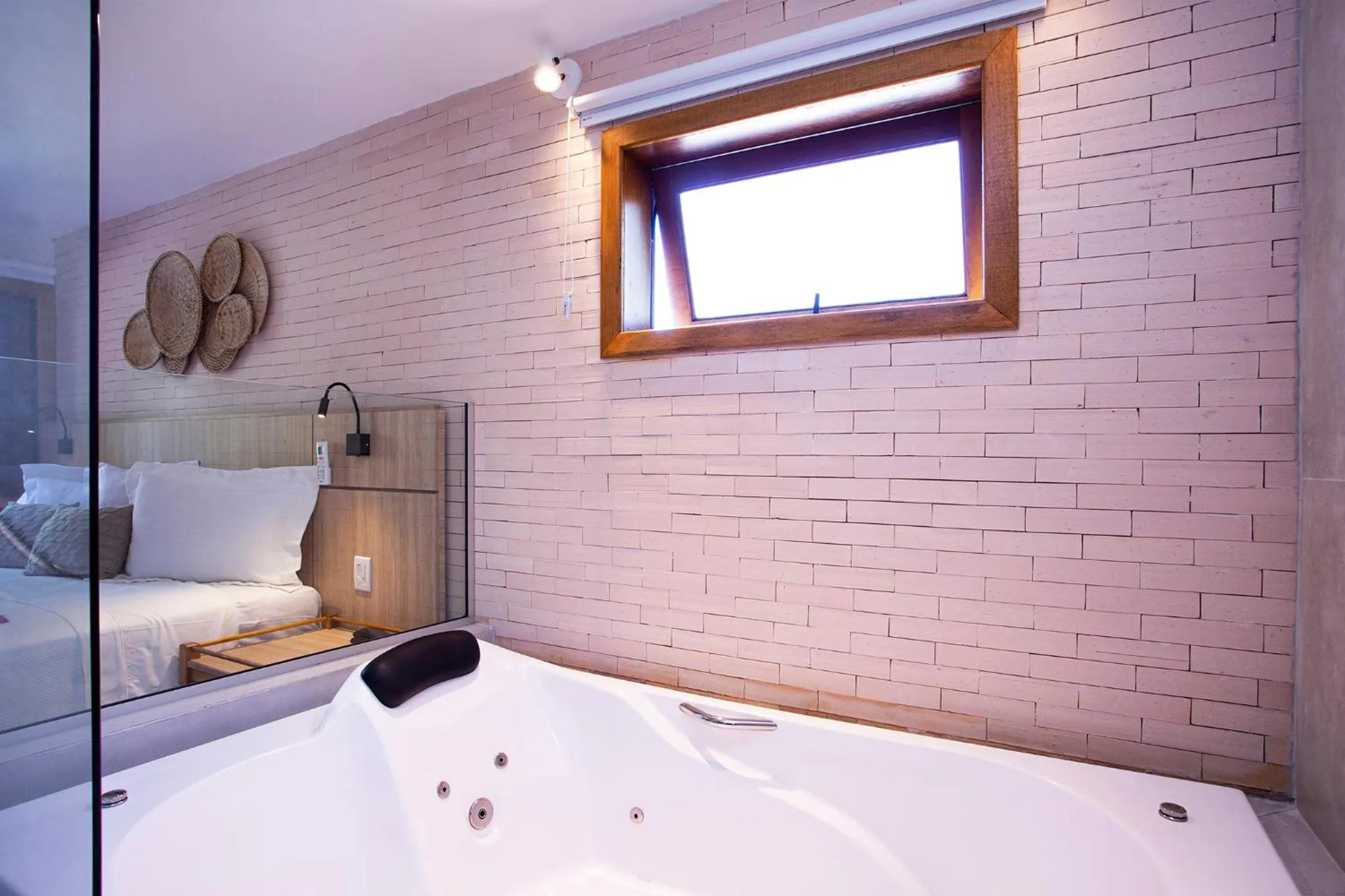 Bathroom, Bed in Hotel Praia do Portinho